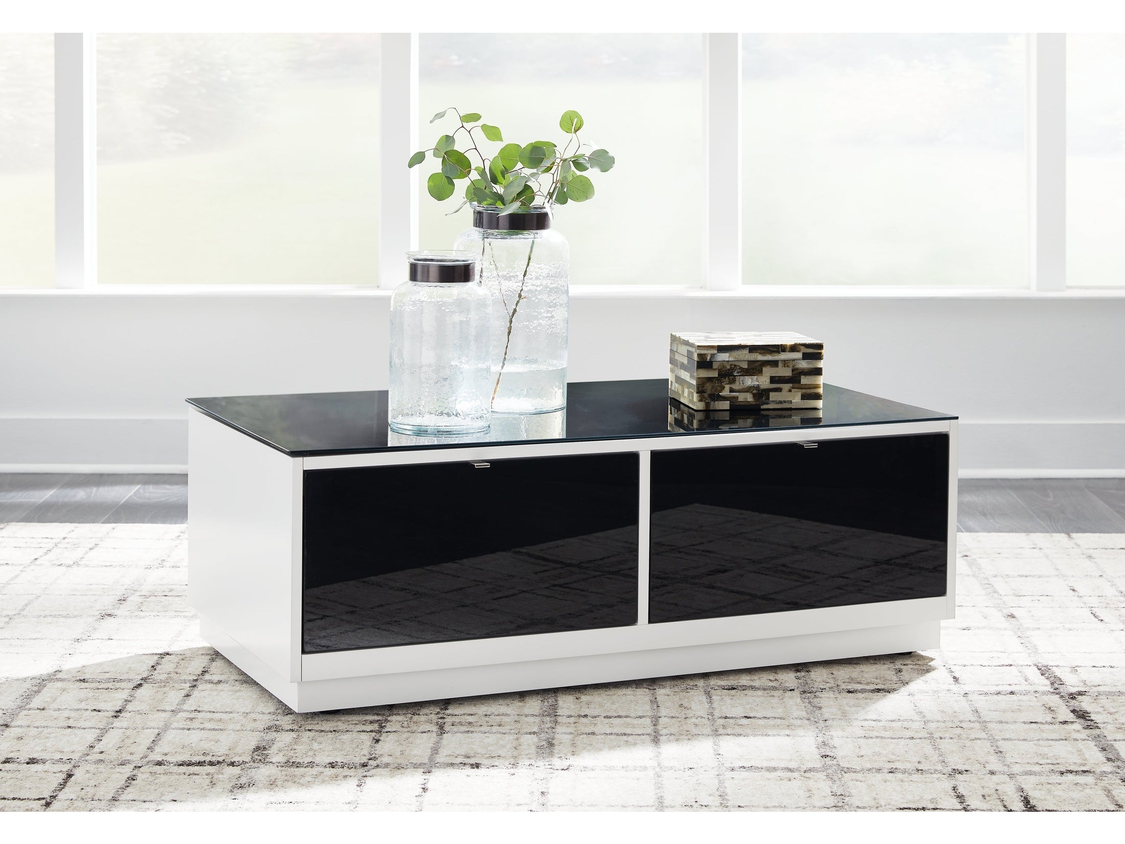 Gardoni White/Black Coffee Table