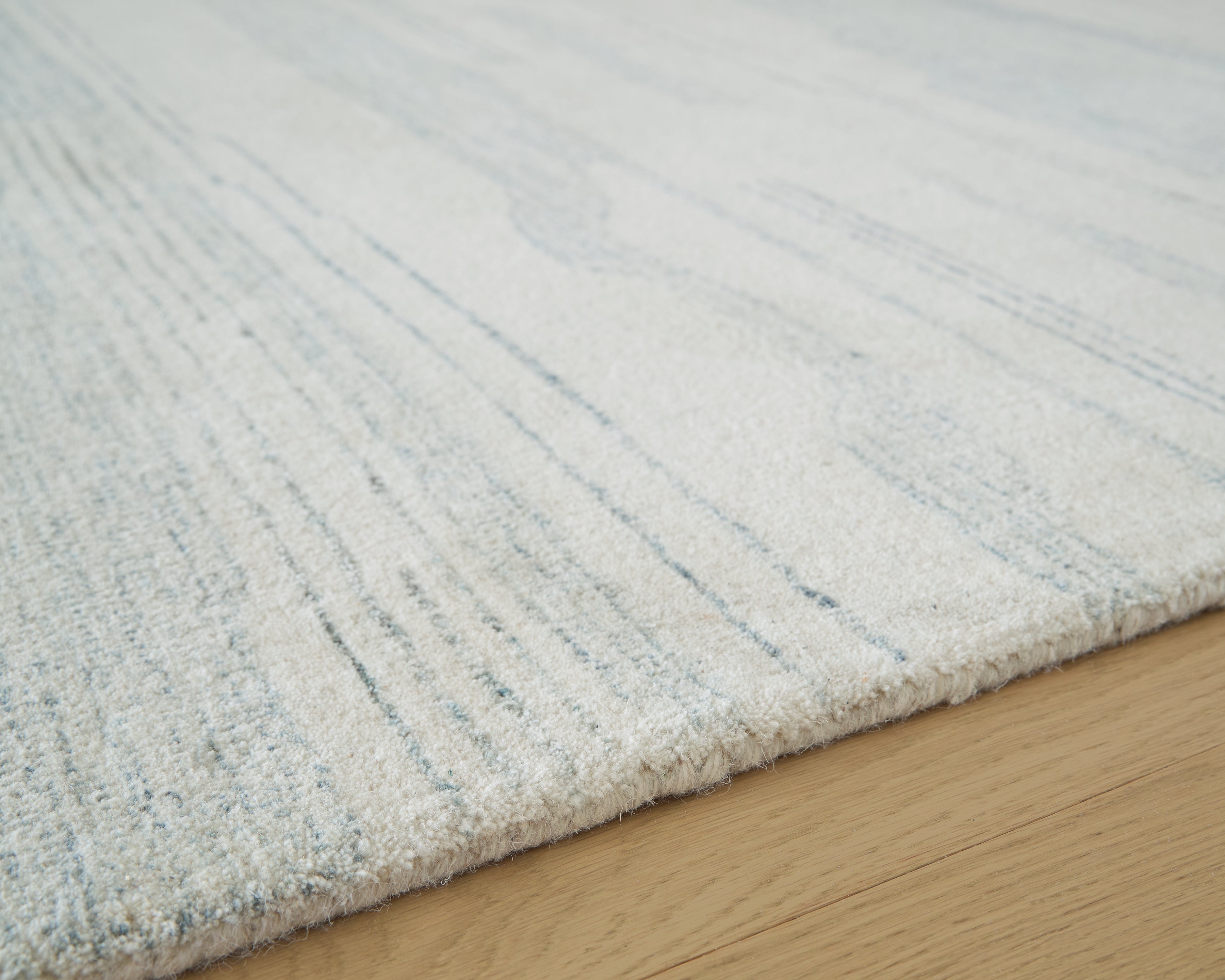 Genemost Ivory/Blue Large Rug