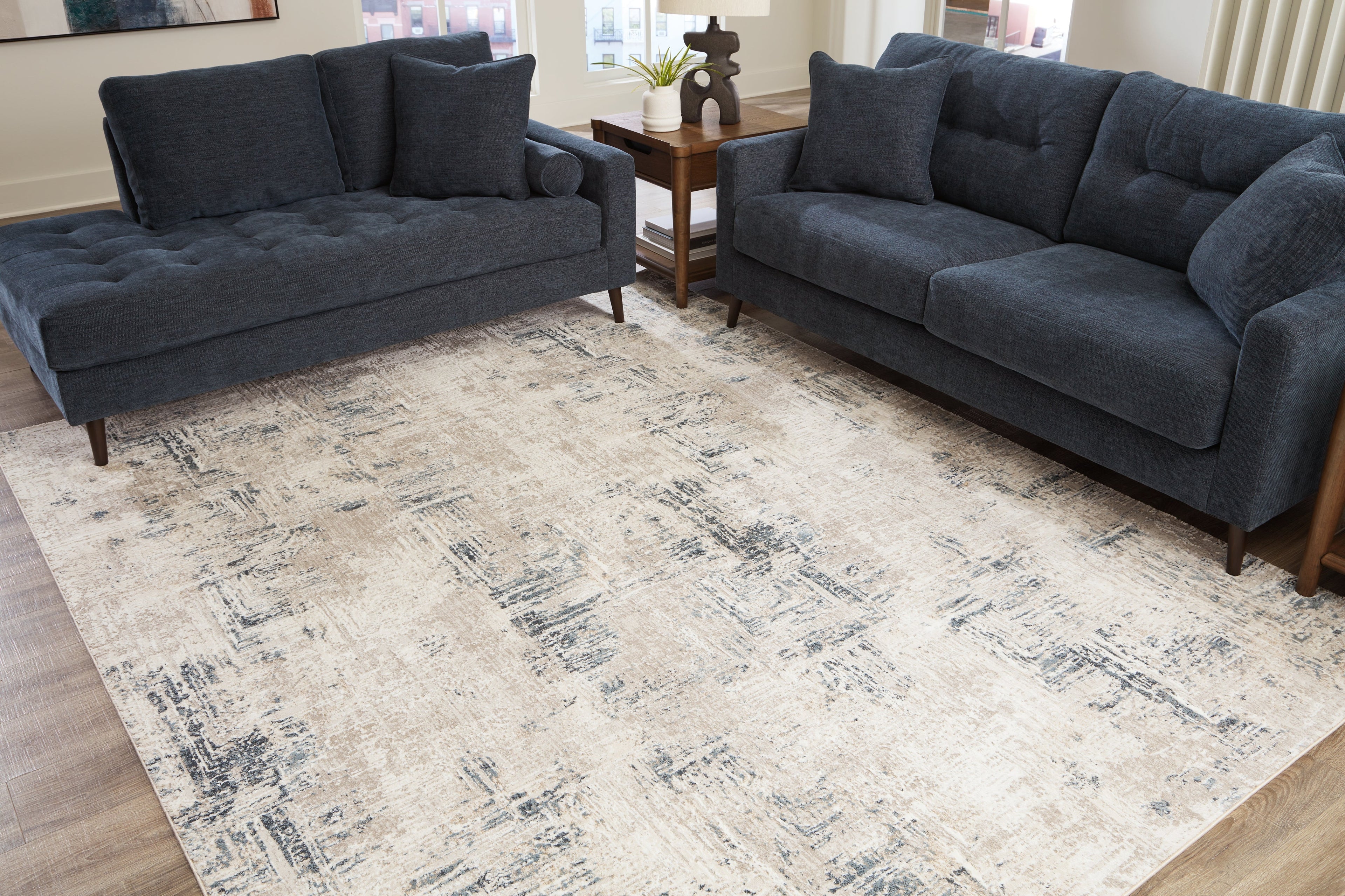 Gentor Blue/Ivory 8' x 10' Rug