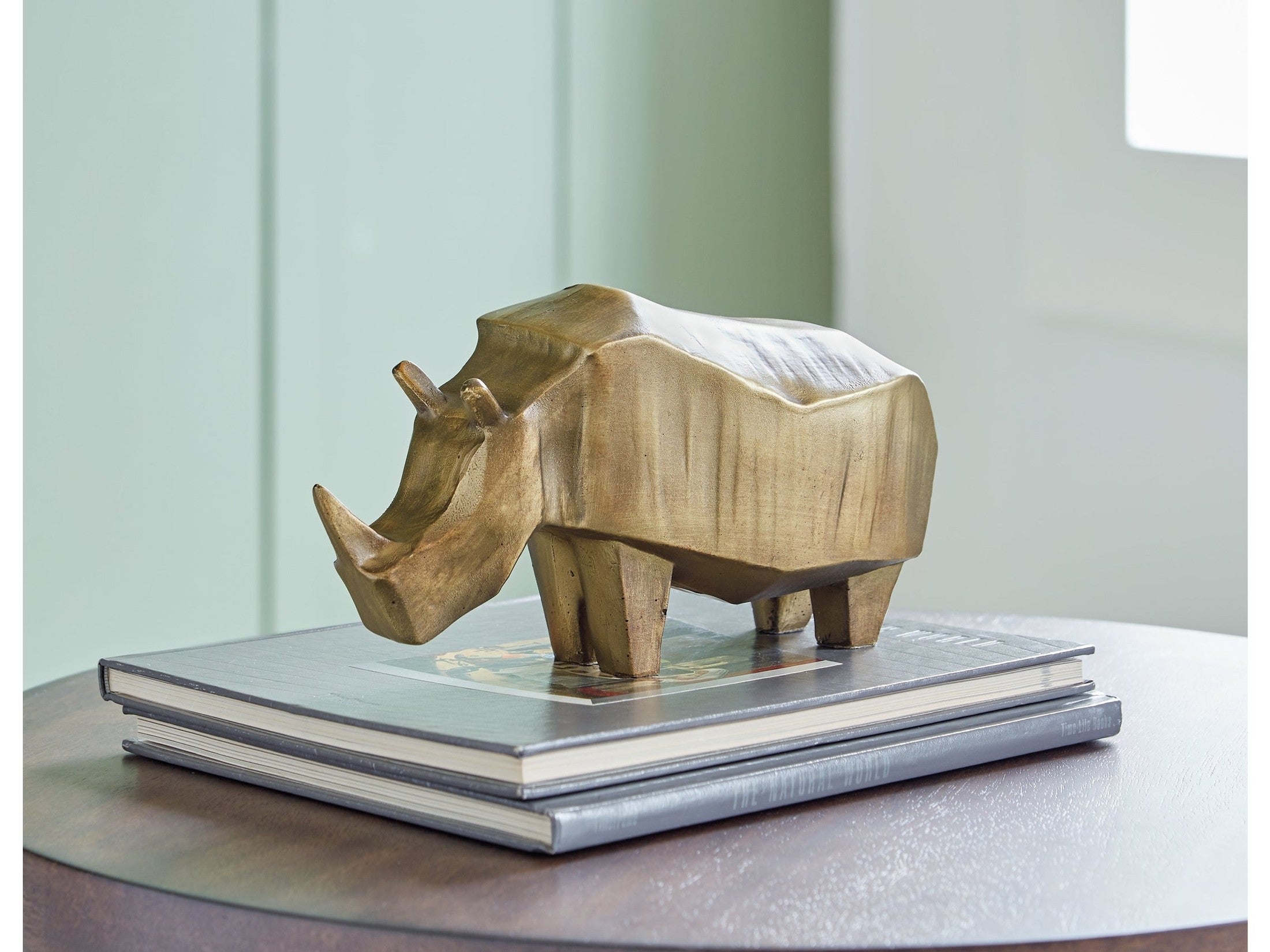 Gentwell Antique Gold Finish Sculpture
