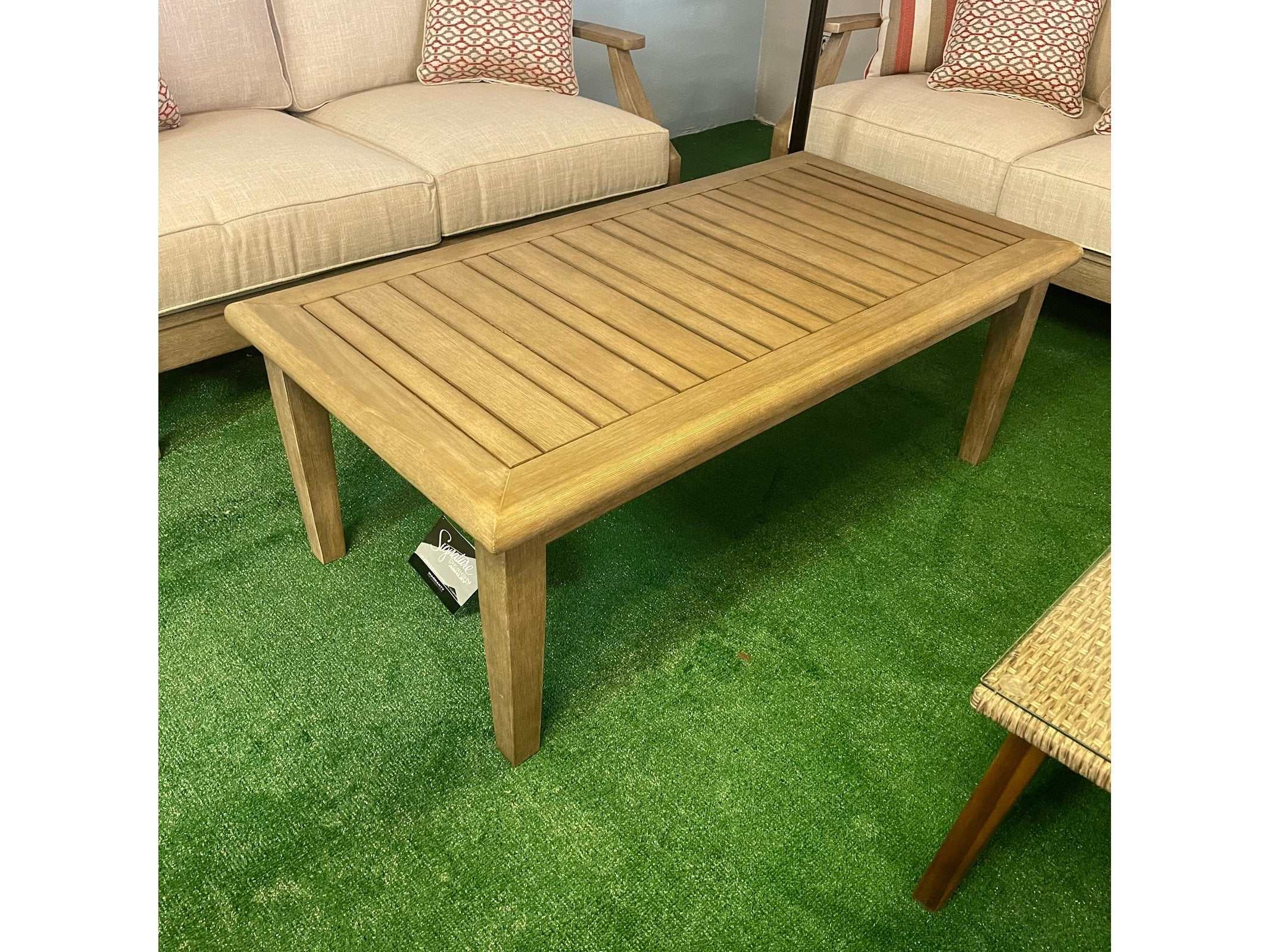 Gerianne Outdoor Occasional Table Set / 3pc