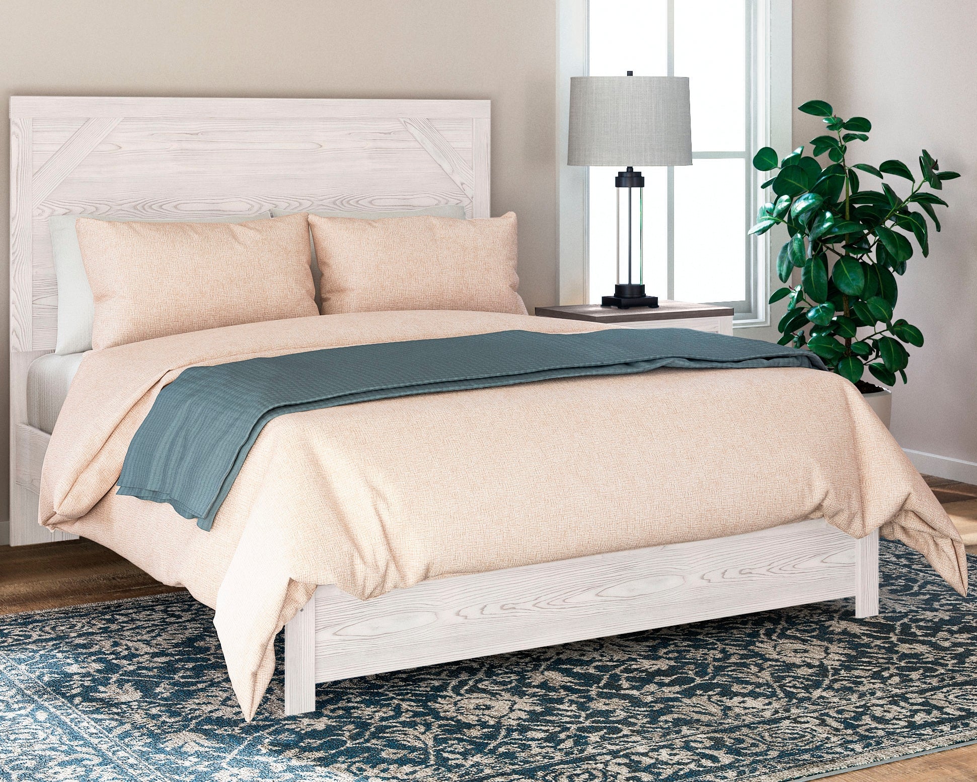 Gerridan White/Gray Queen Panel Bedroom Set with Dresser