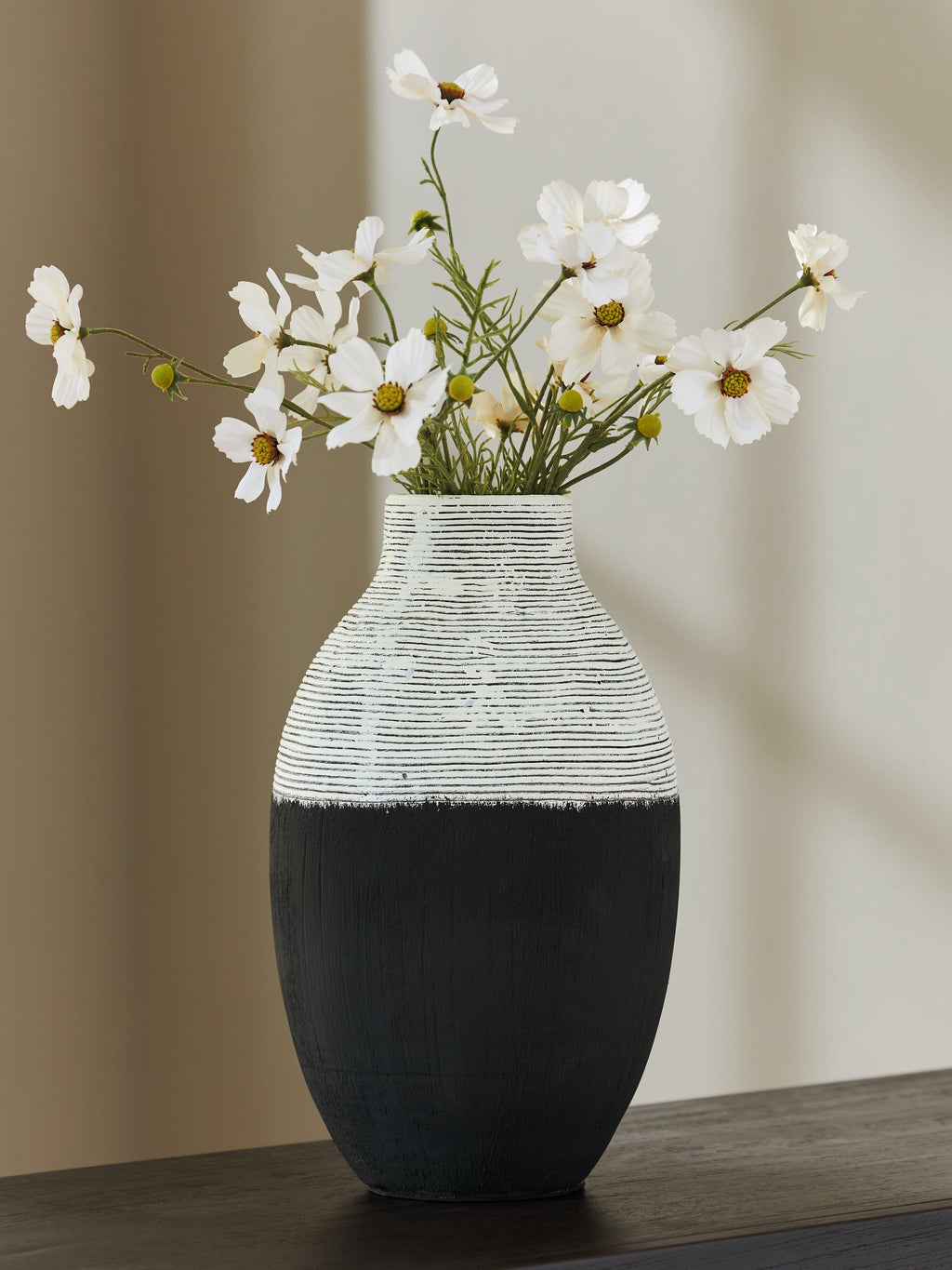 Girtha Antique White/Black Vase (13''H)