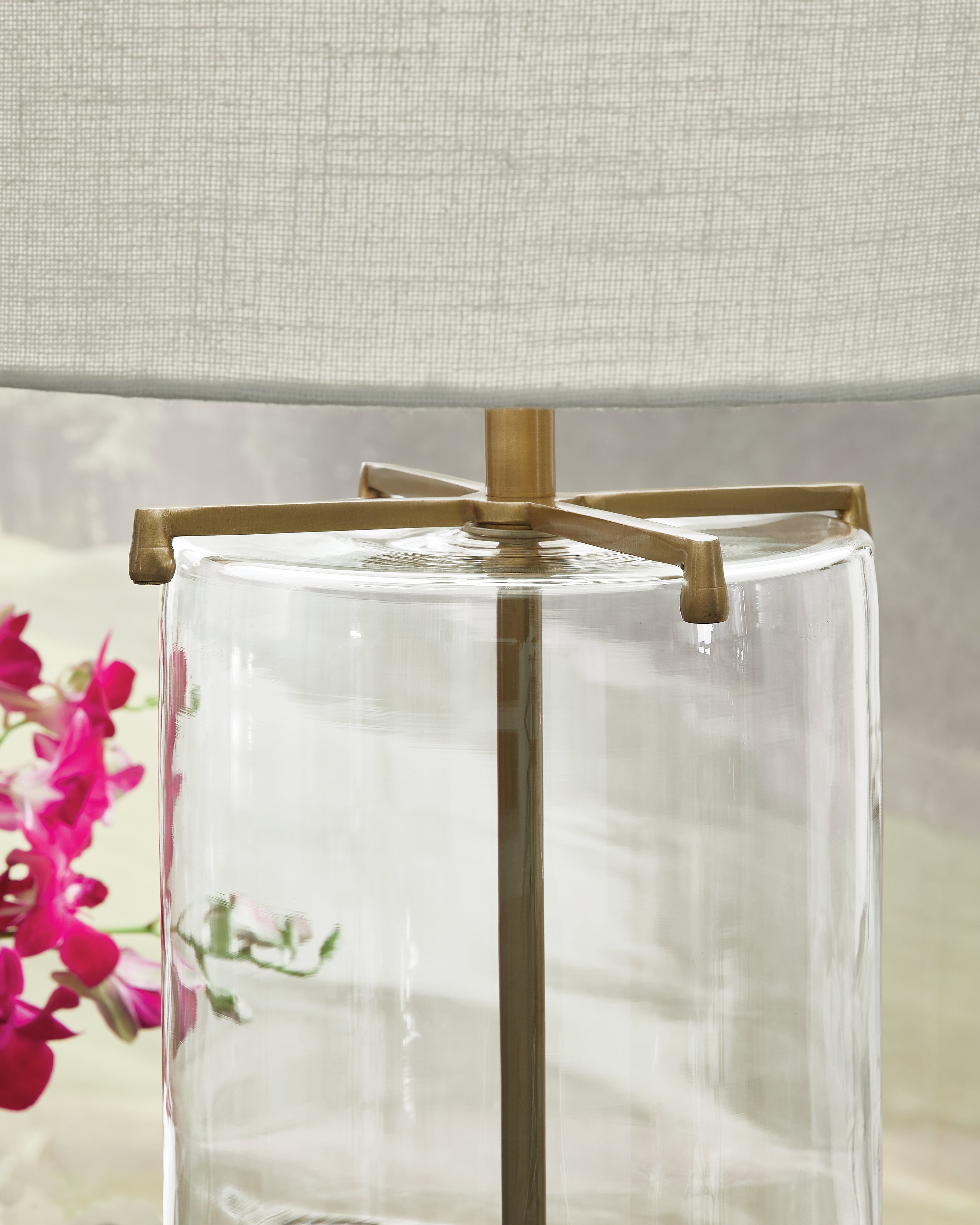 Gizeh Clear/Gold Table Lamp