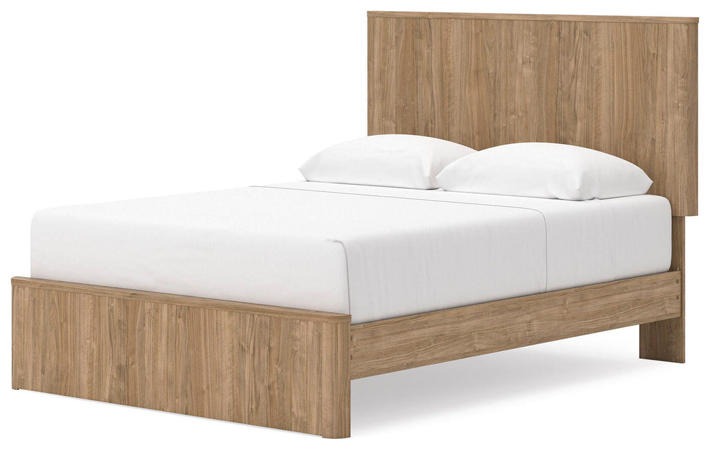Gramburg Warm Natural Brown Queen Panel Platform Bed