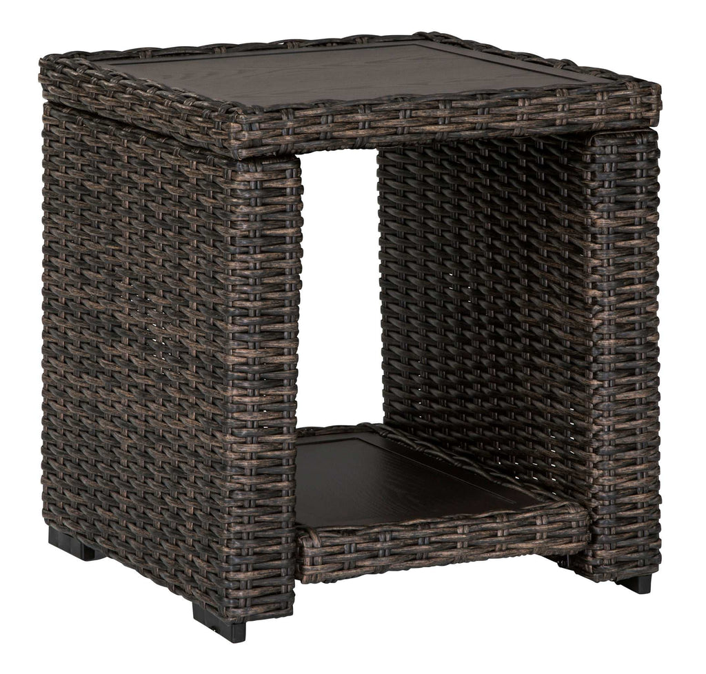 Grasson Lane Outdoor Occasional Table Set / 3pc