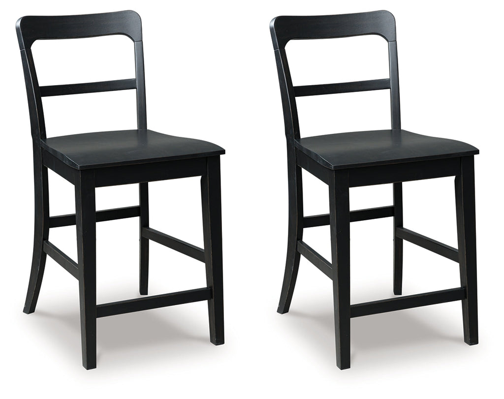 Greddinton Black/Brown Counter Height Dining Table and 6 Barstools