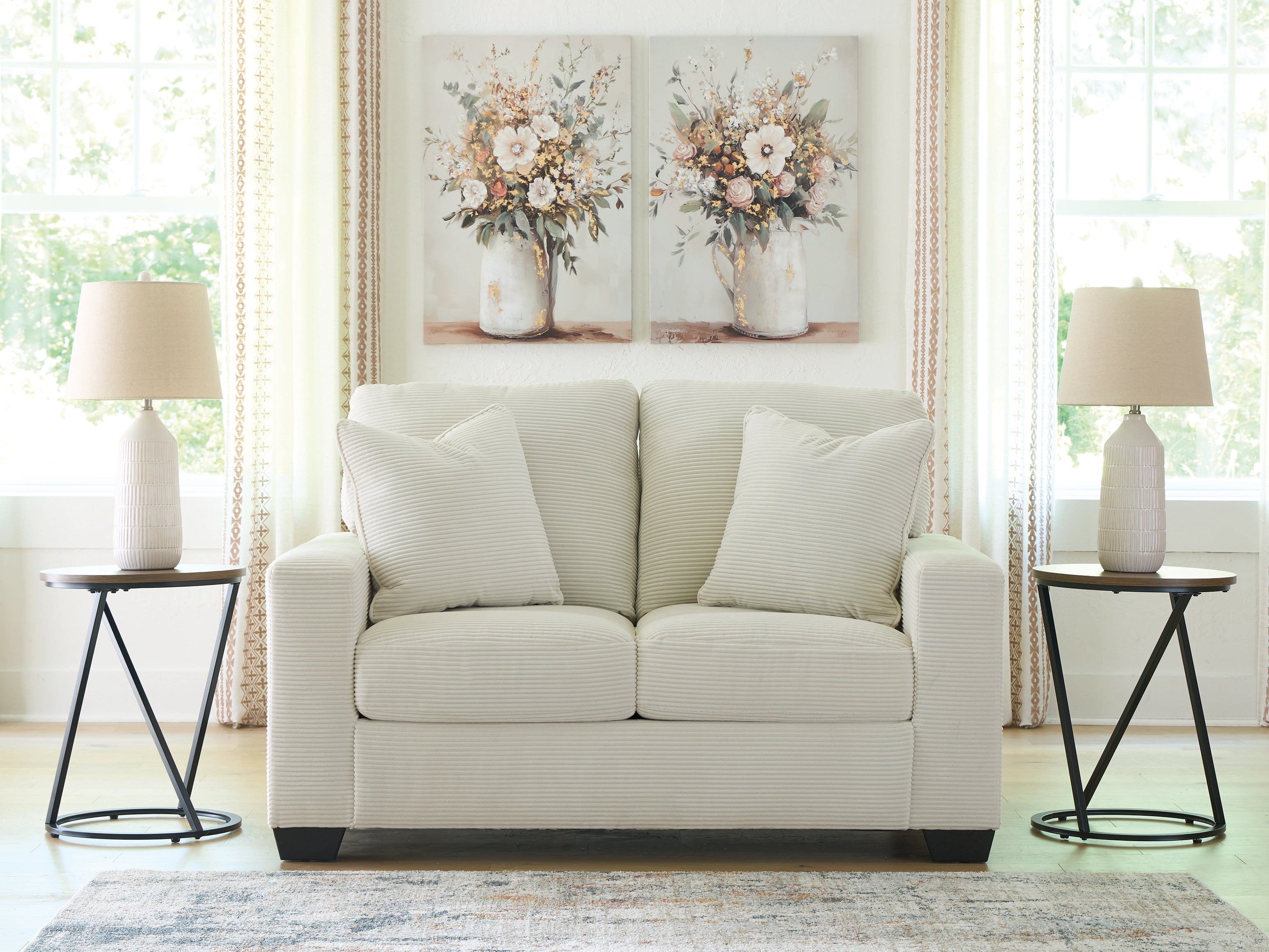 Greenbriar Ivory Loveseat
