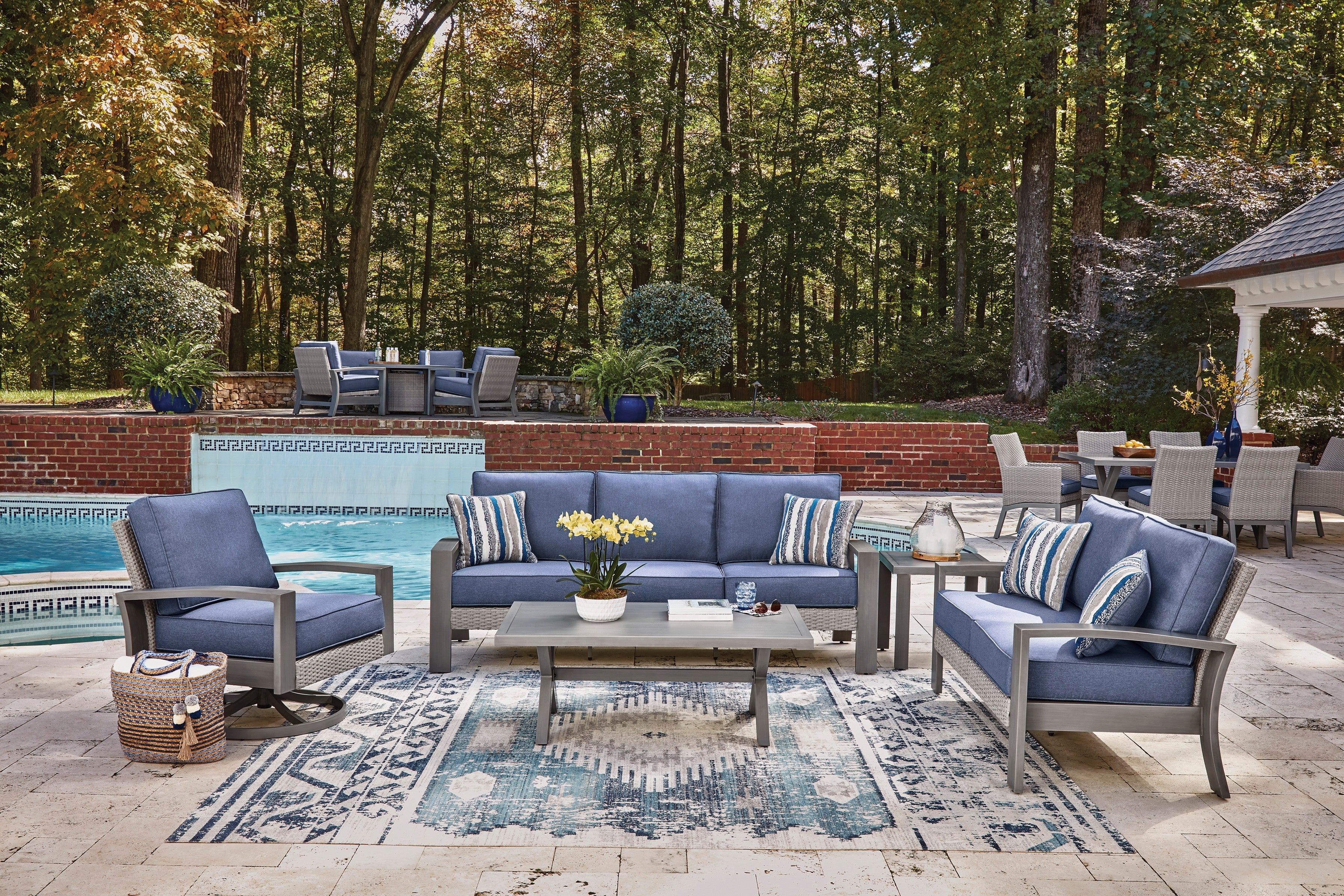 Half Moon Beach Blue/Gray Loveseat w/Cushion