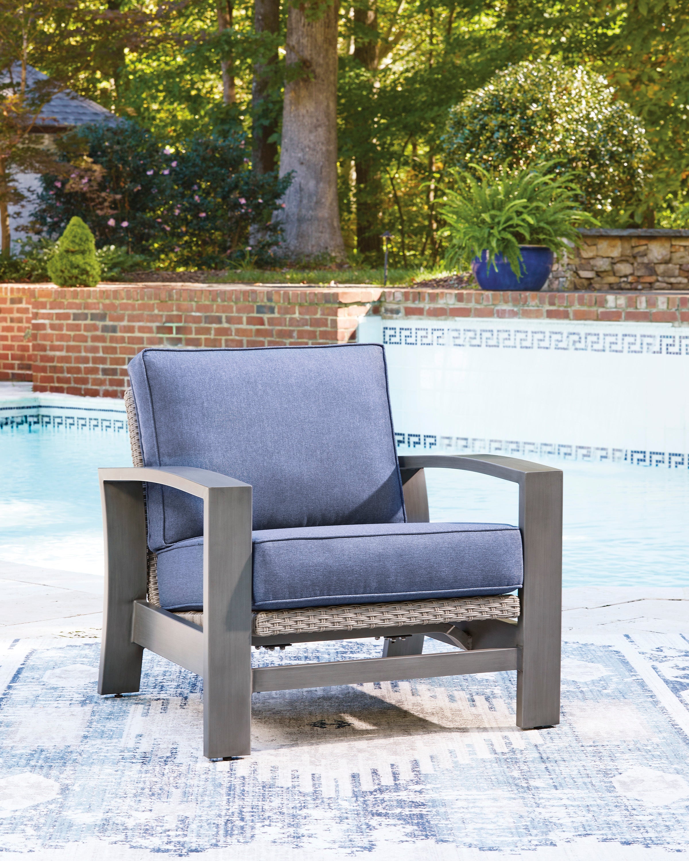Half Moon Beach Blue/Gray Spring Lounge Chair