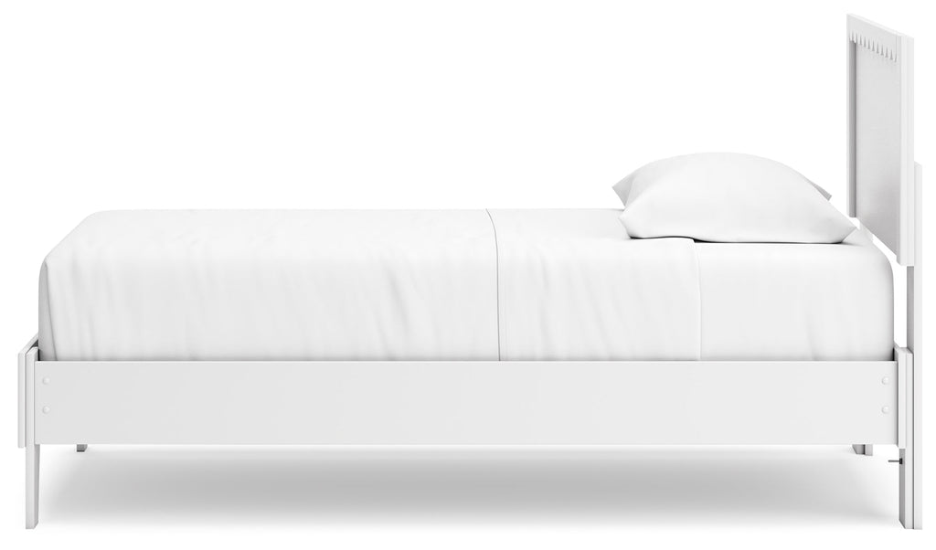 Hallityn White Twin Panel Platform Youth Bed
