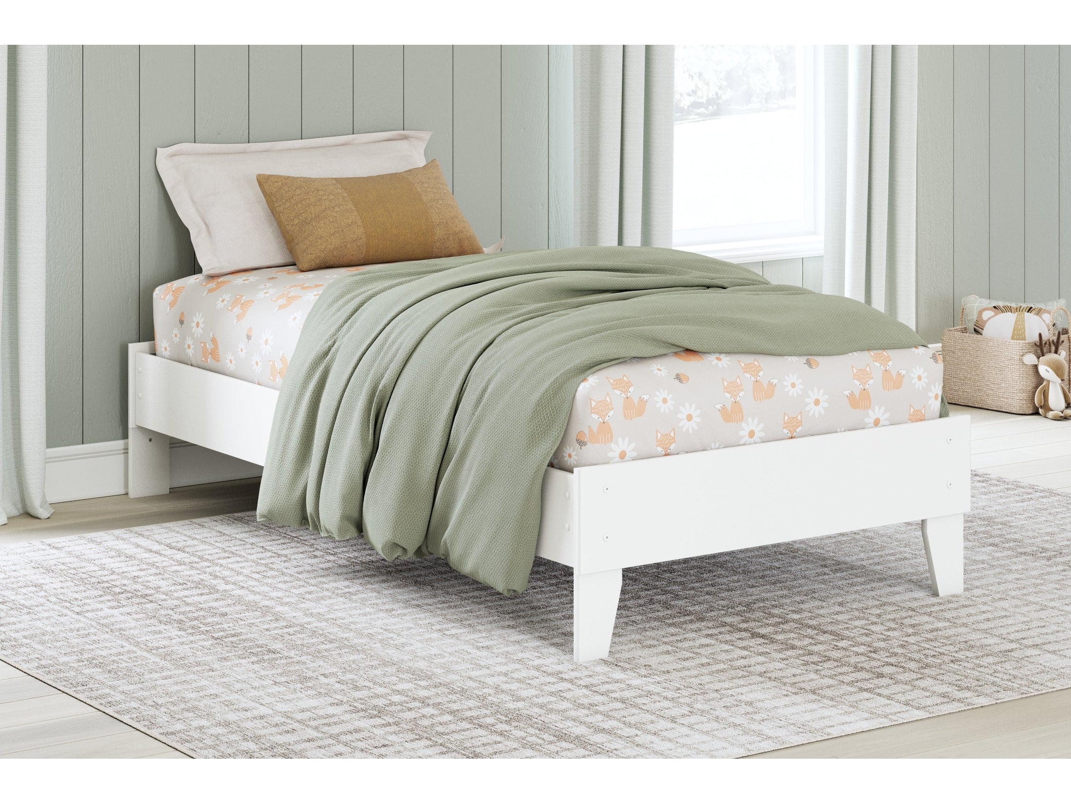 Hallityn White Twin Platform Bed