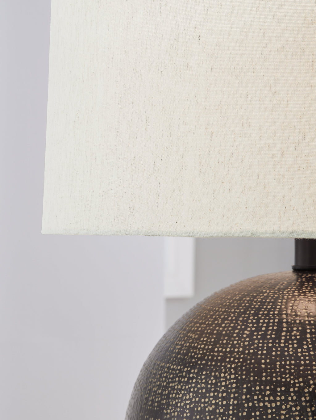 Hambell Black/Gold Table Lamp (Set of 2)
