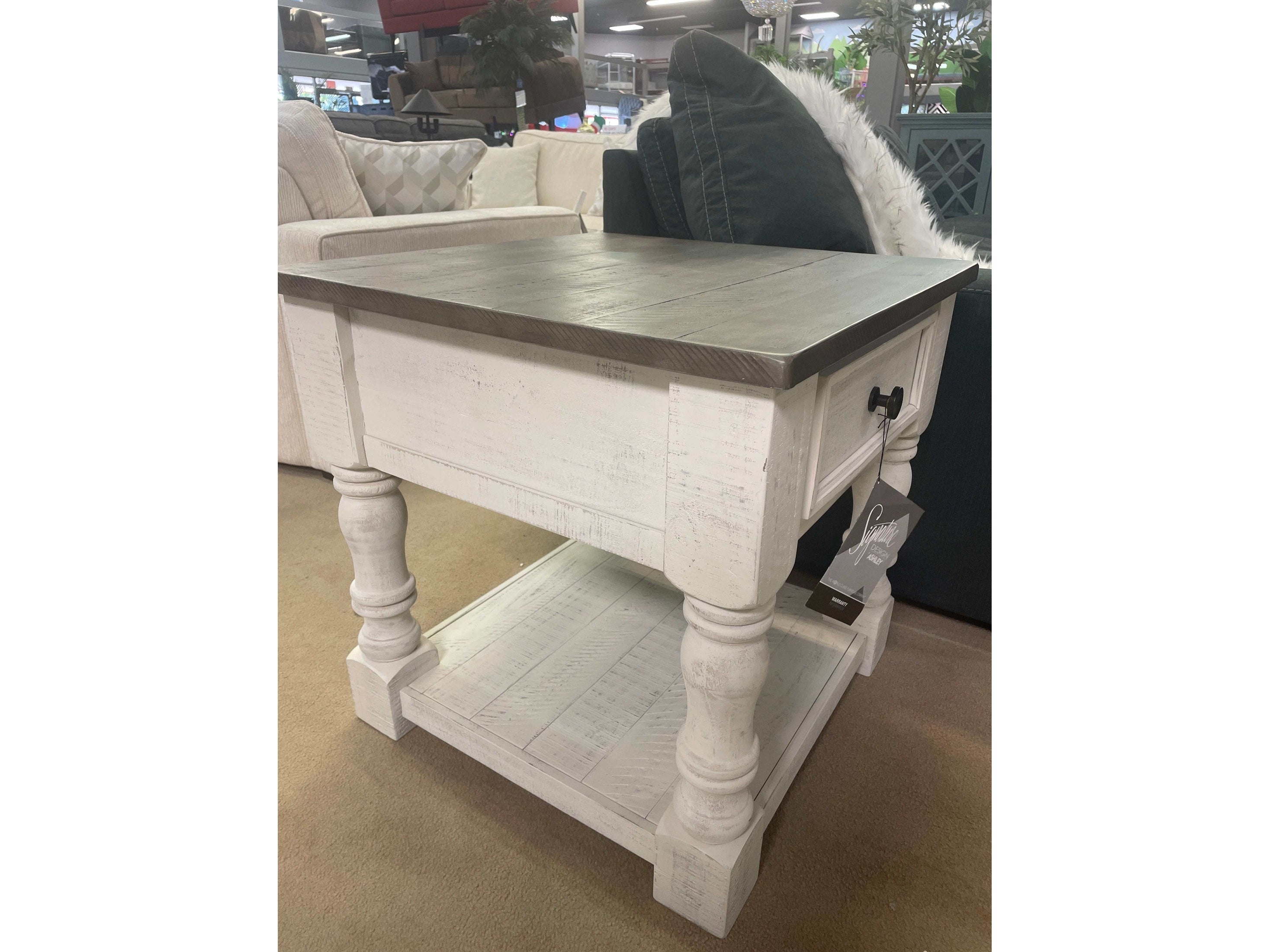 Havalance White/Gray End Table