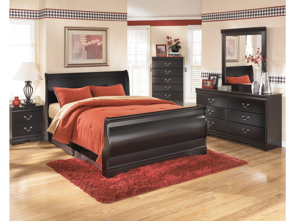 Huey Vineyard Queen Sleigh Bedroom Set, Black
