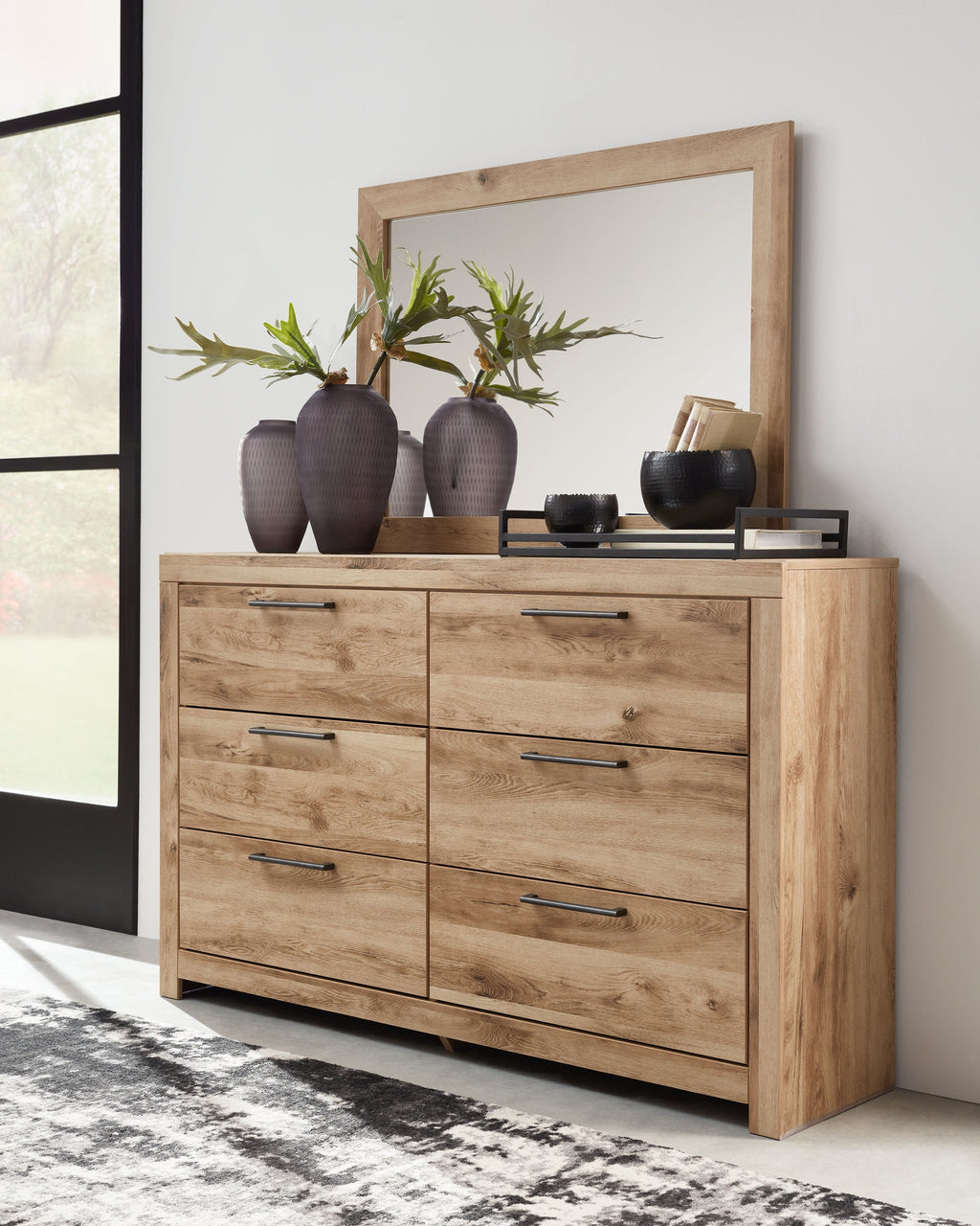 Hyanna Brown Queen Panel Bedroom Set, Tan