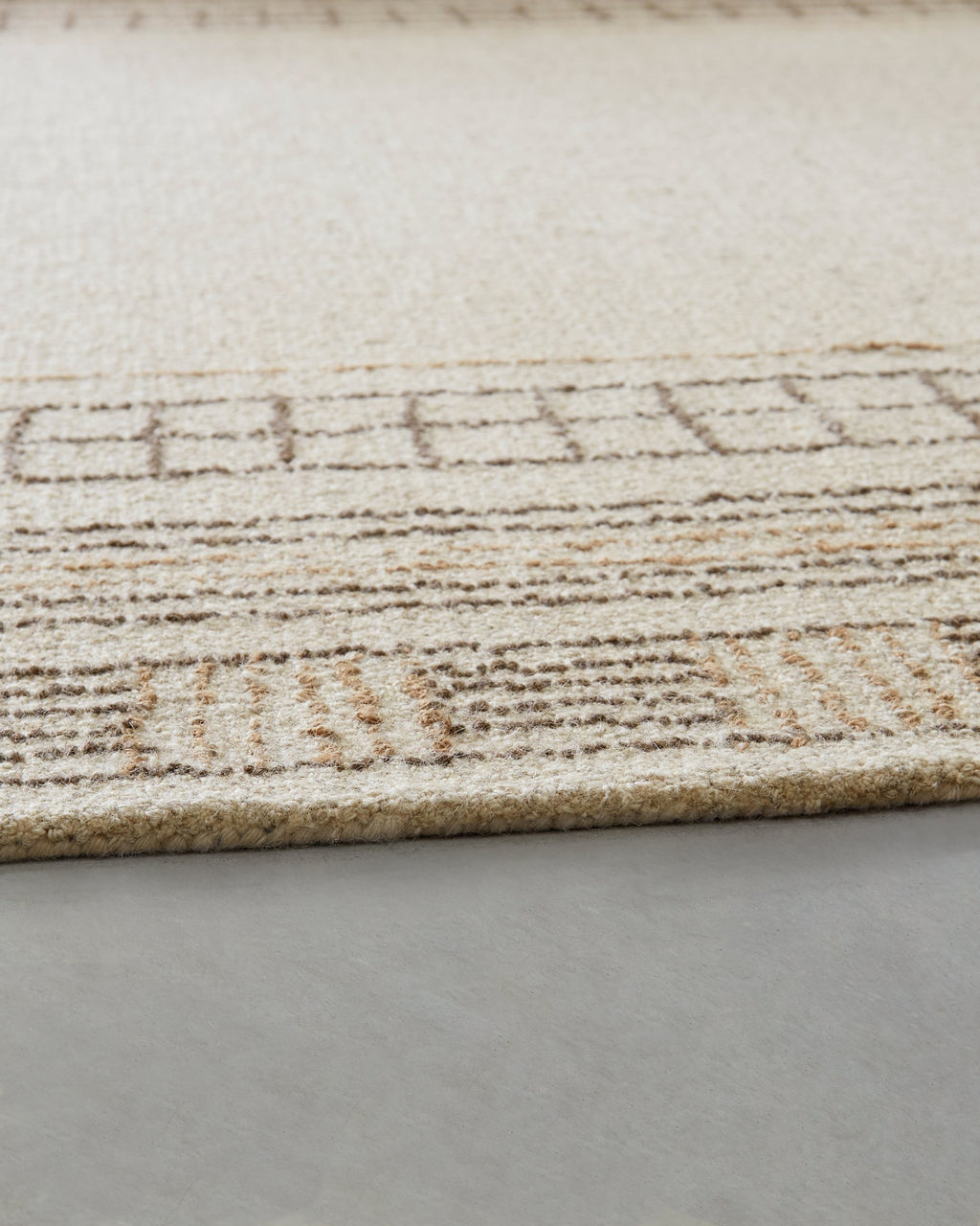 Idaman Taupe/Brown Large Rug