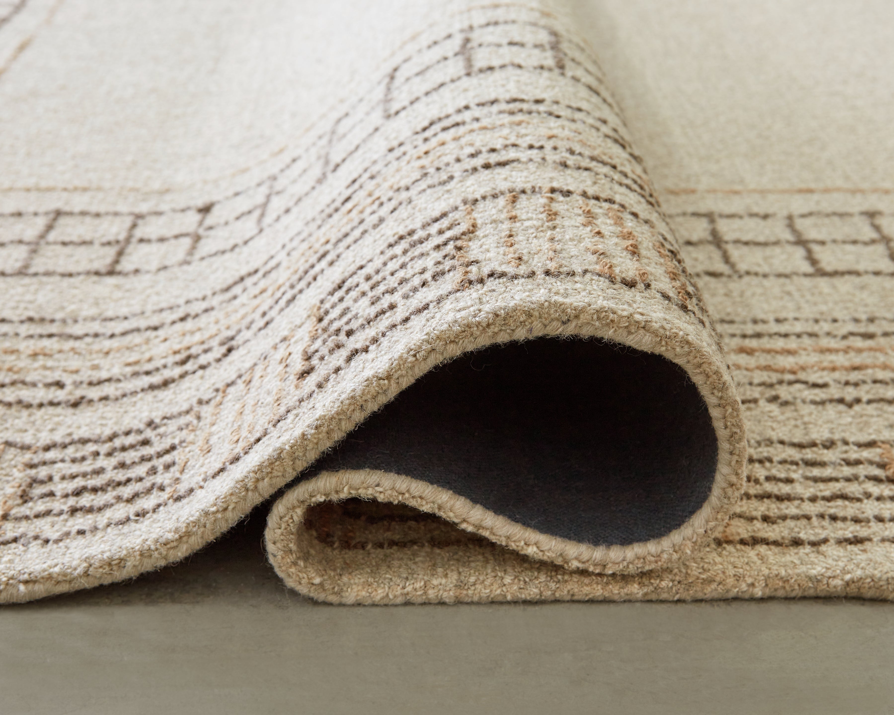Idaman Taupe/Brown Medium Rug