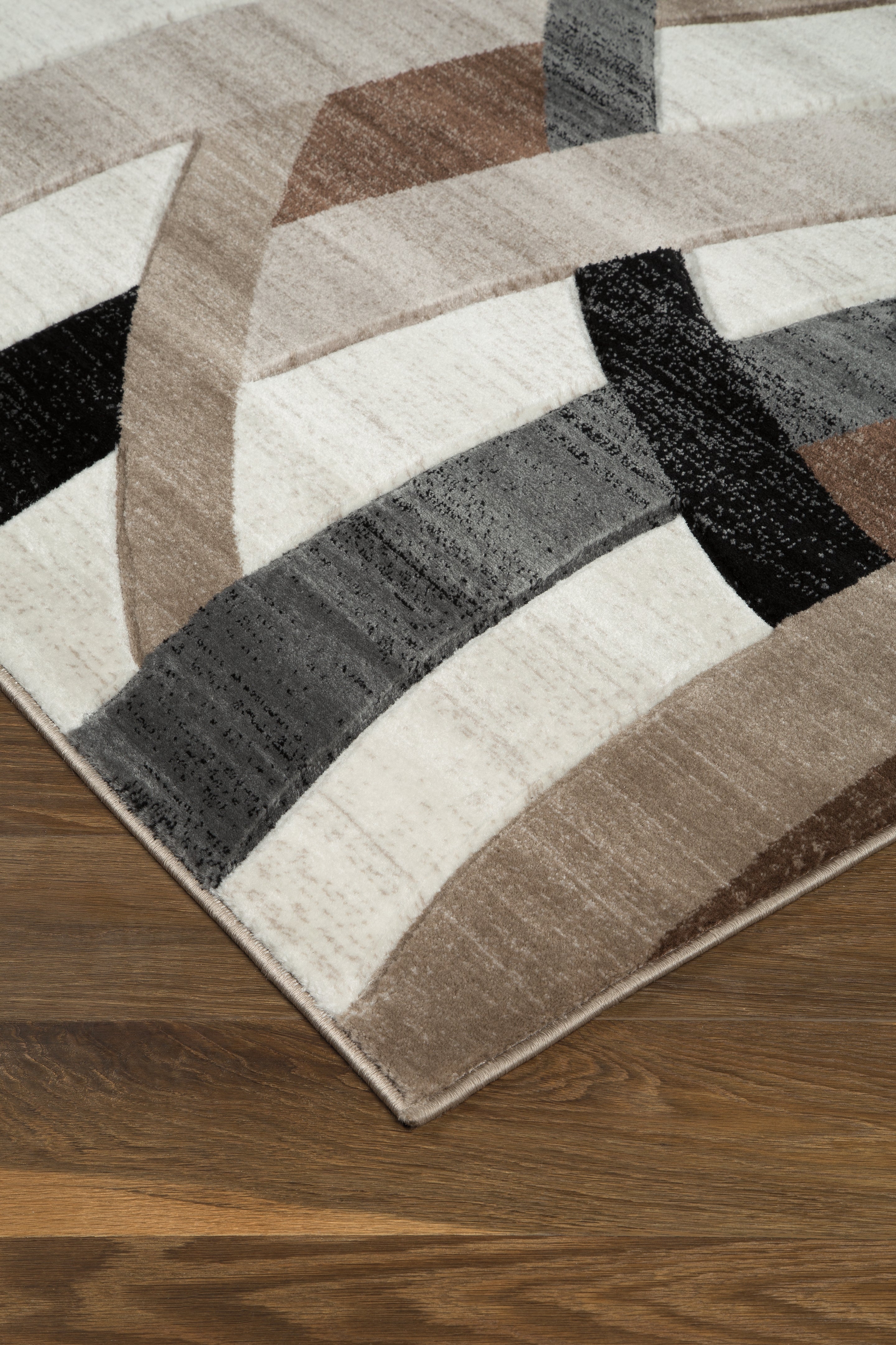 Jacinth Multi 5' x 6'7" Rug