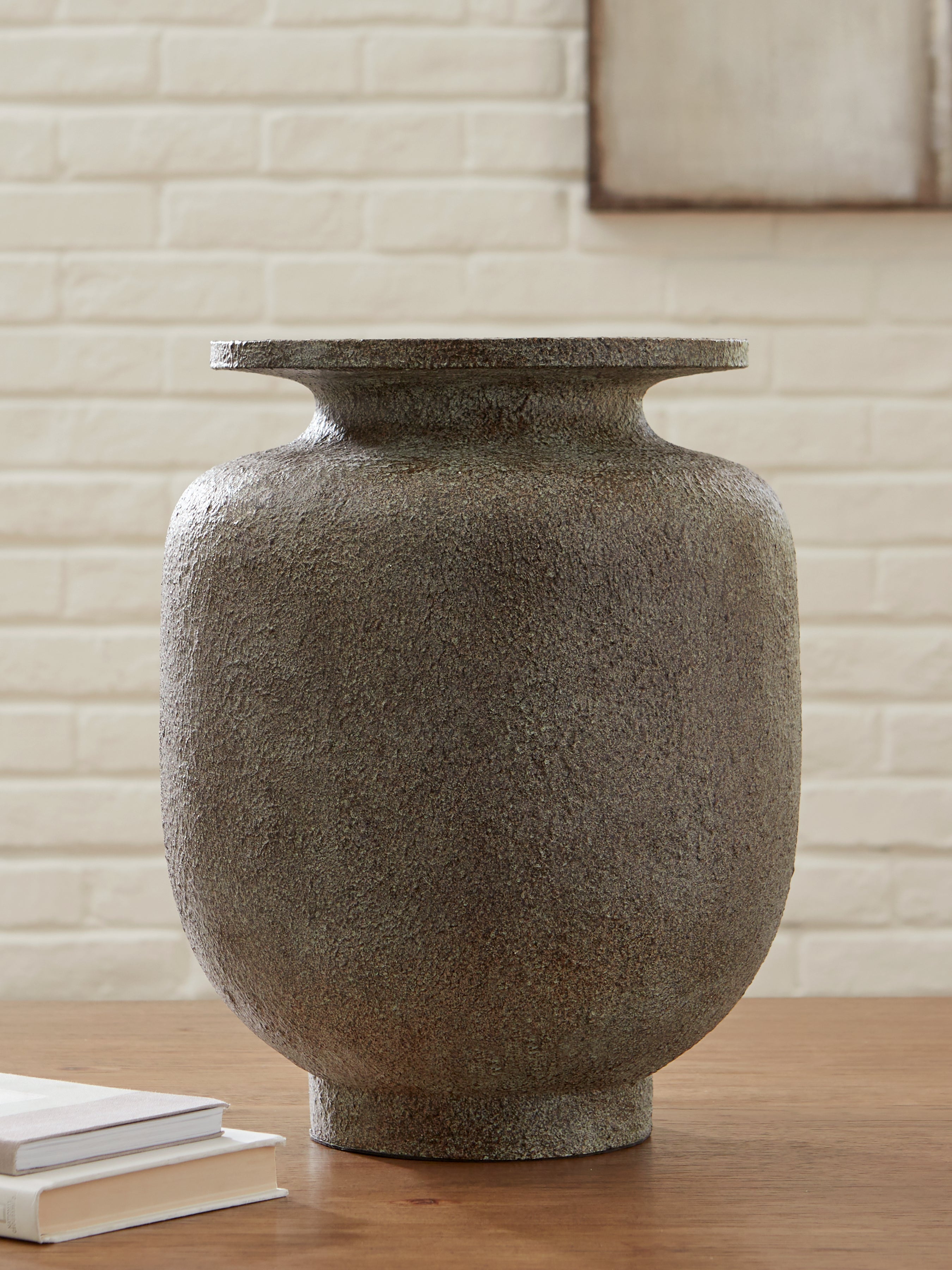 Jedwick Gray/Brown Vase