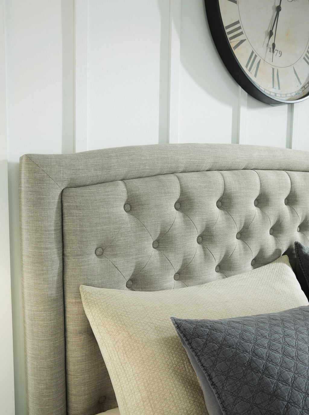 Jerary Gray Upholstered Bed