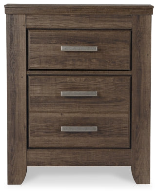Juararo California King Poster Bedroom Set, Brown