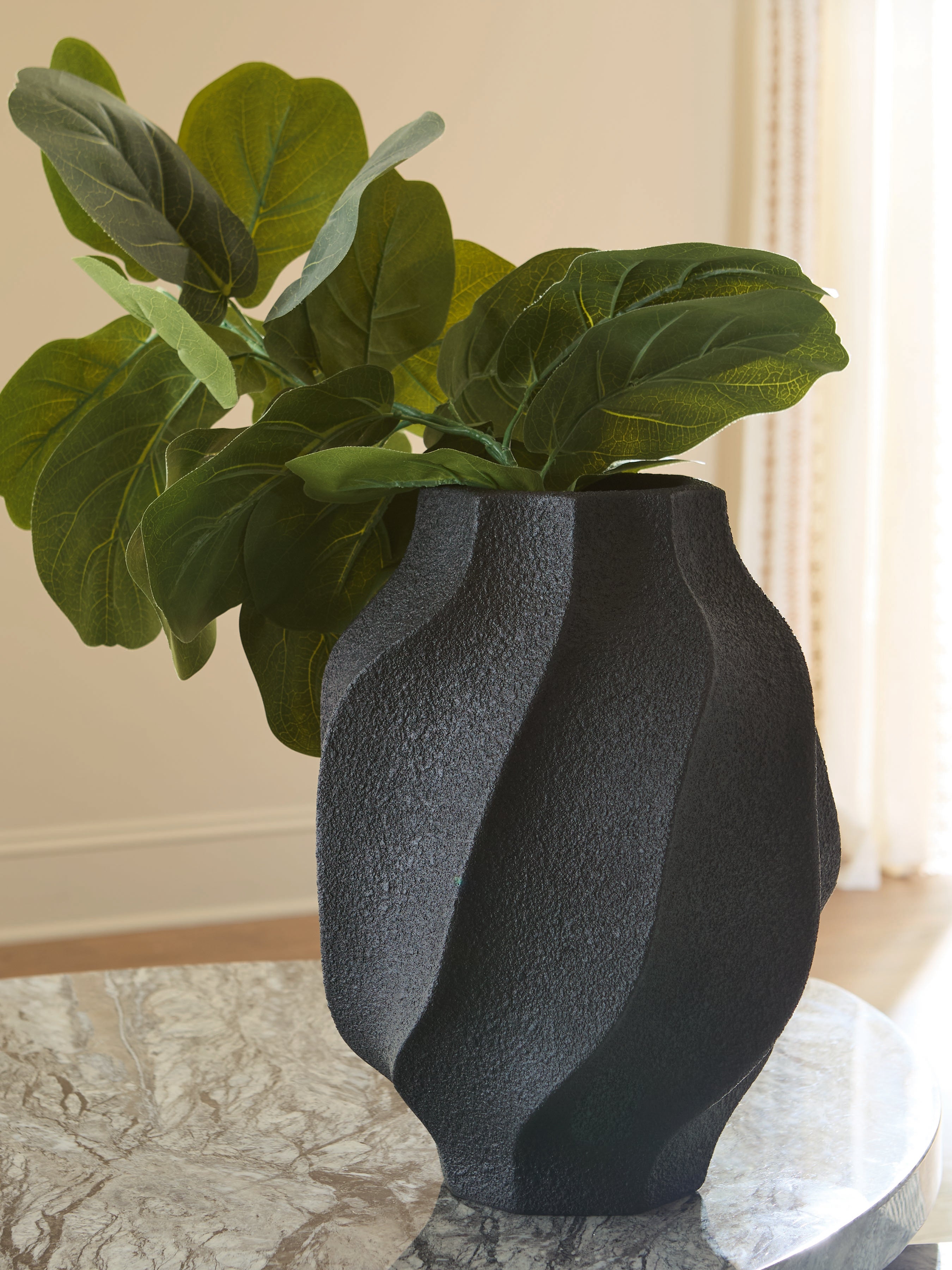 Judworth Black Vase (12''H)