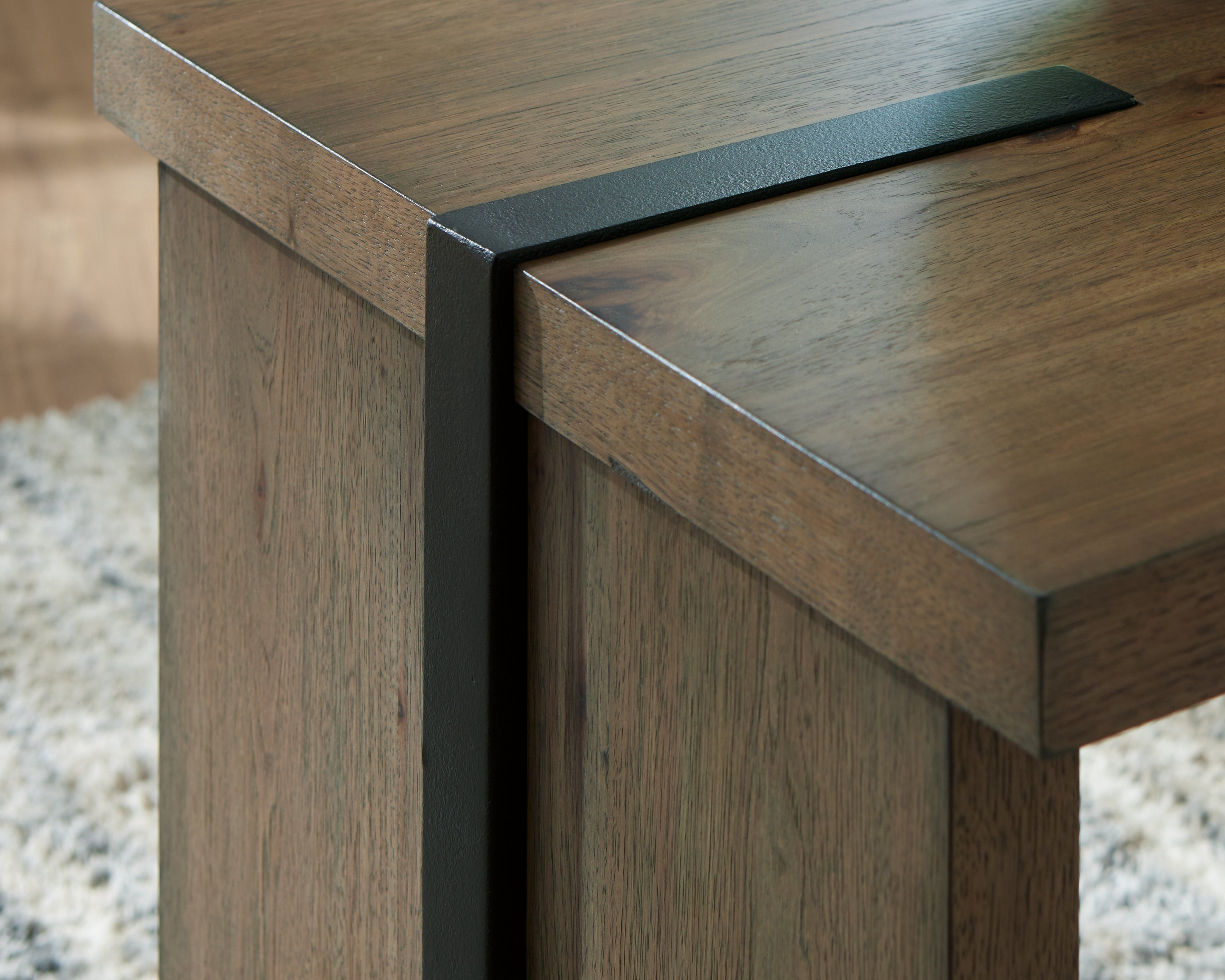 Kandinew Light Brown End Table
