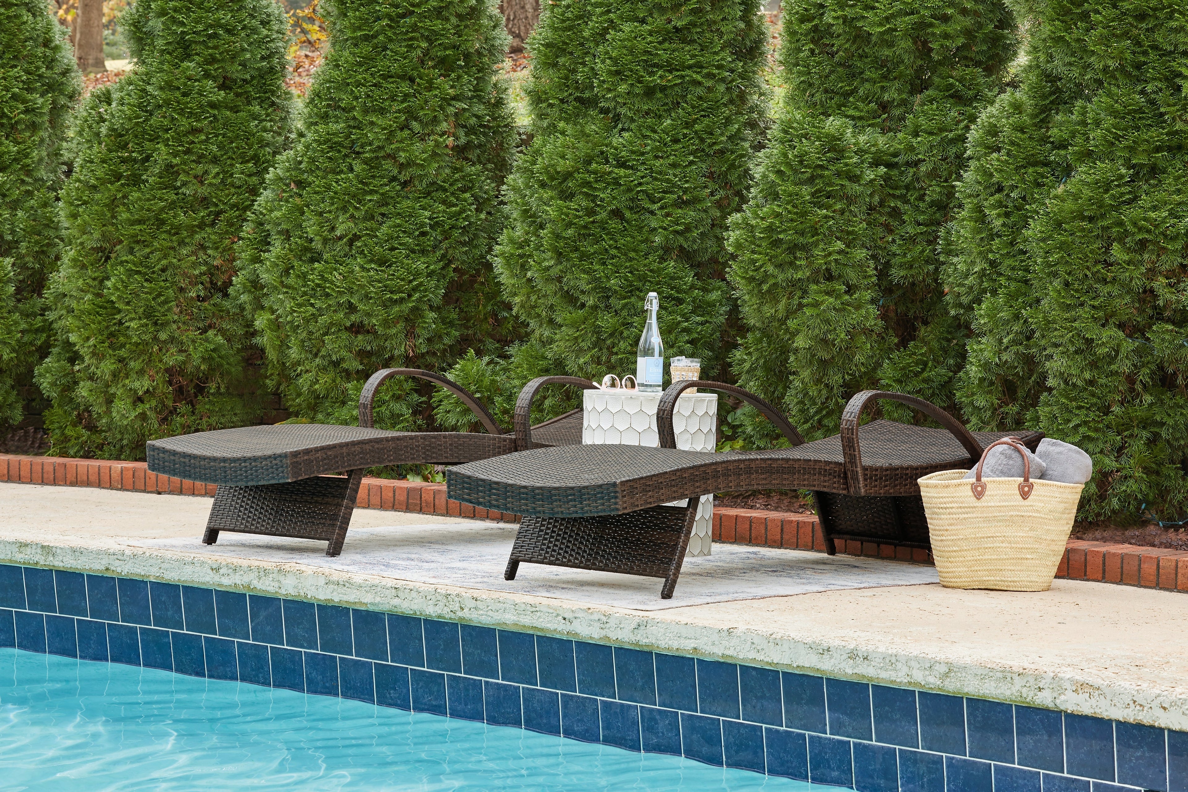 Kantana Brown Chaise Lounge (Set of 2)
