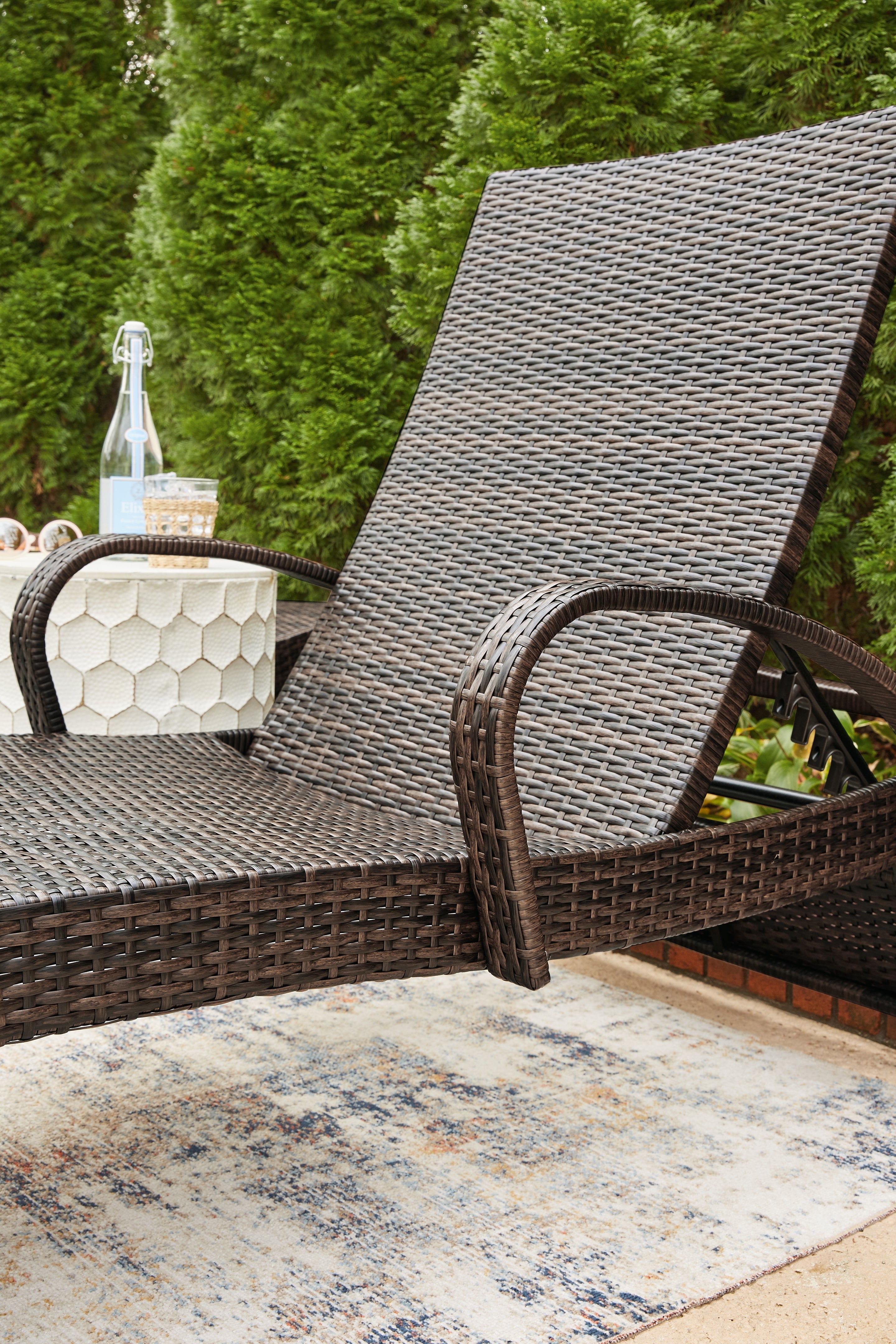 Kantana Brown Chaise Lounge (Set of 2)