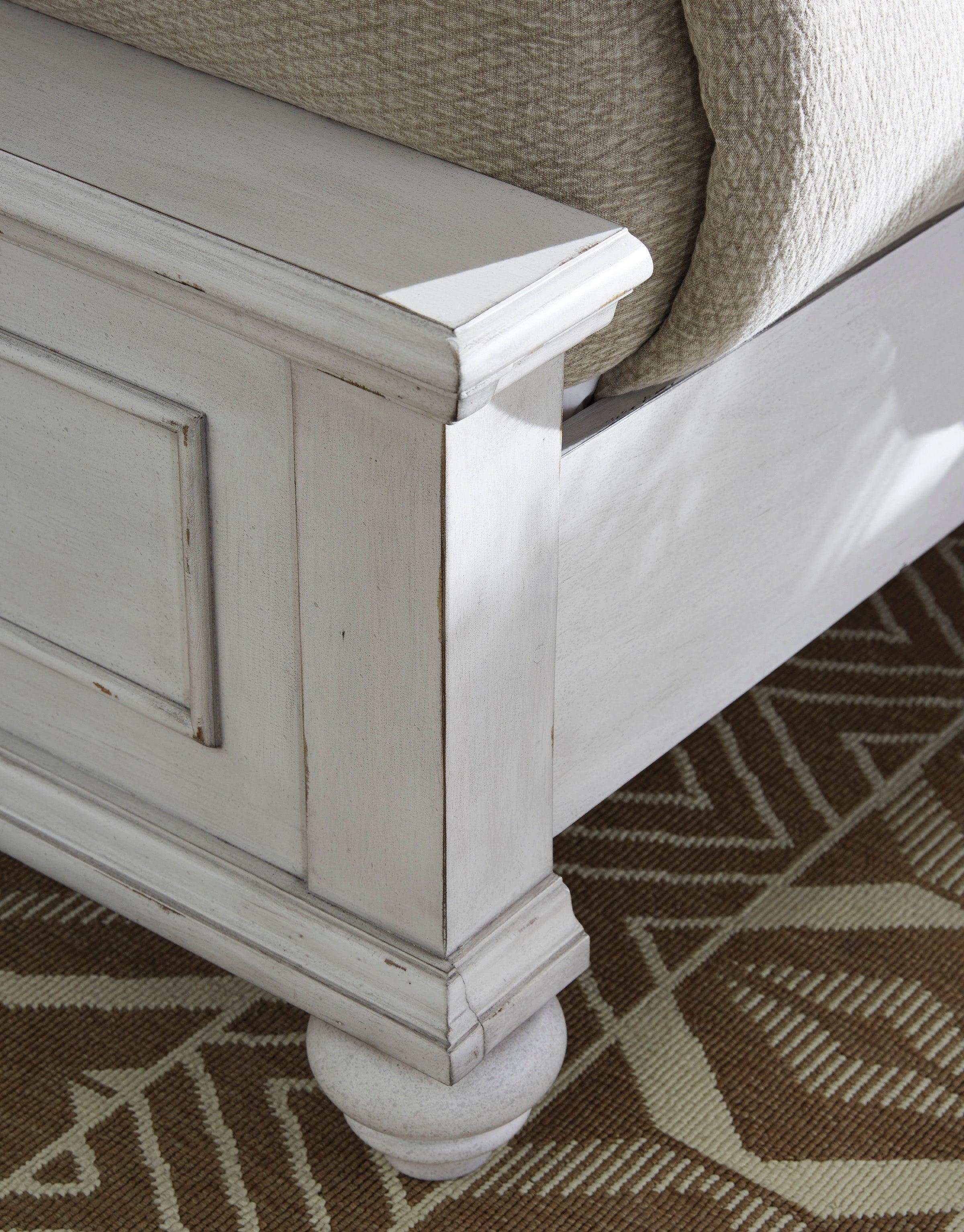 Kanwyn Whitewash California King Panel Bed