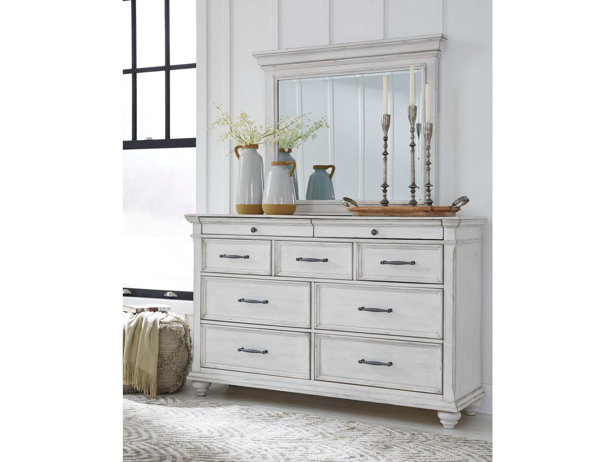 Kanwyn Whitewash Dresser & Mirror