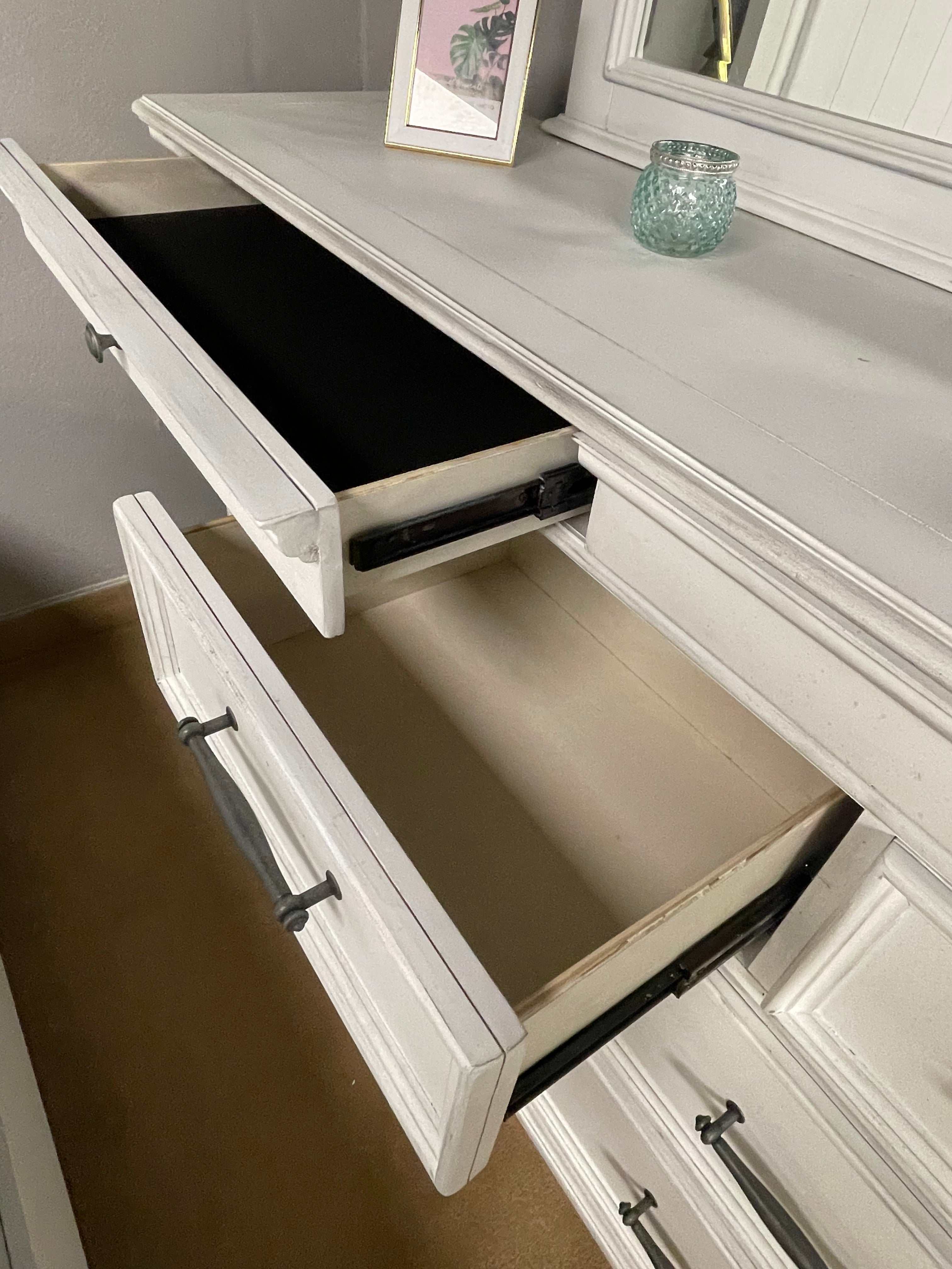 Kanwyn Whitewash Dresser & Mirror