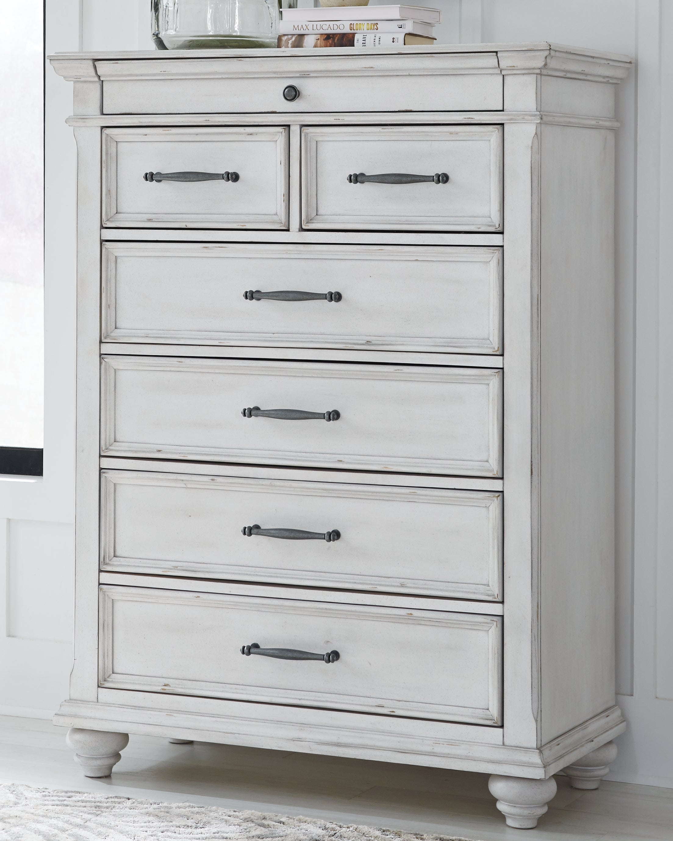 Kanwyn Whitewash King Upholstered Panel Bedroom Set