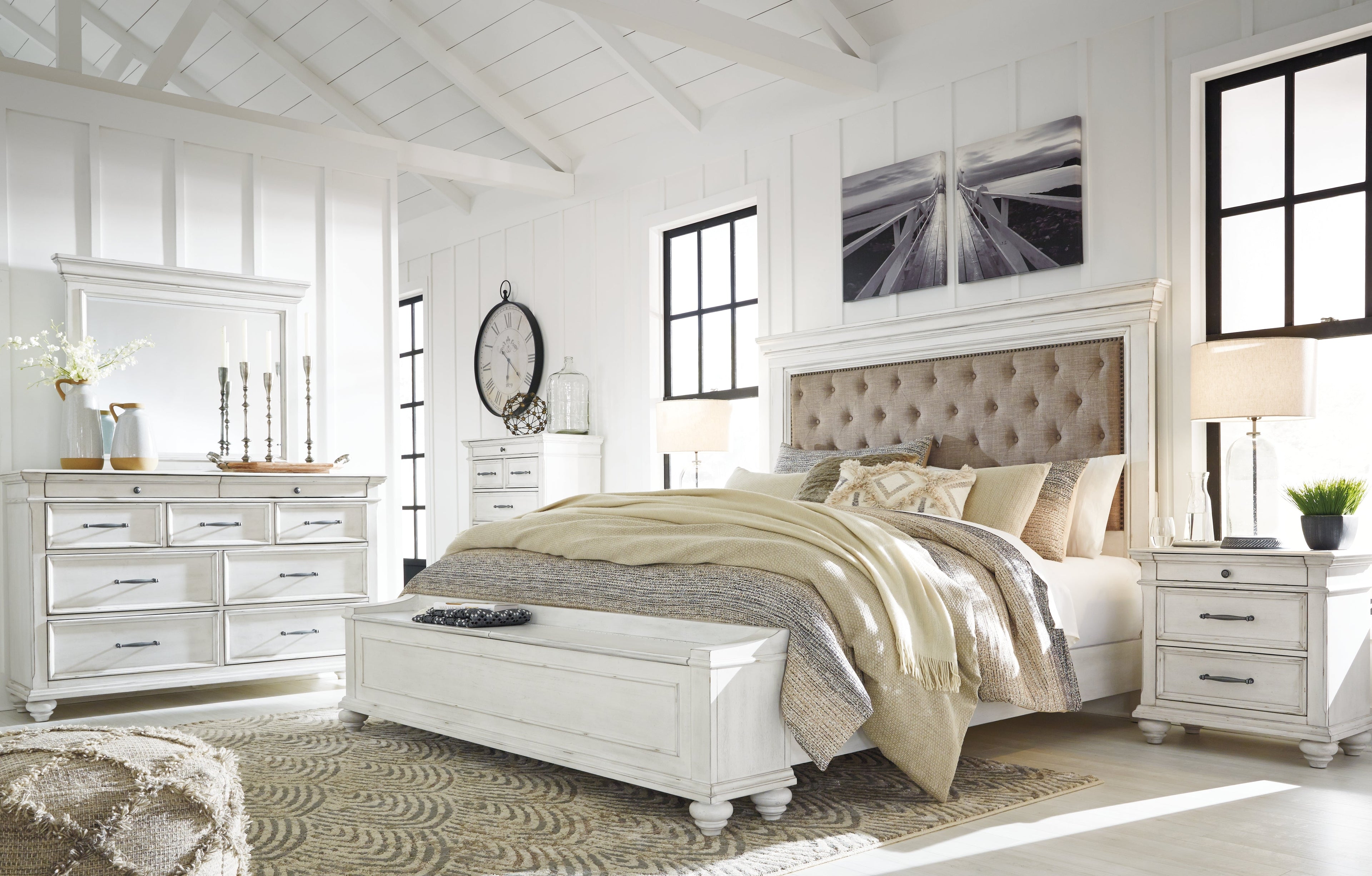 Kanwyn Whitewash King Upholstered Storage Bedroom Set