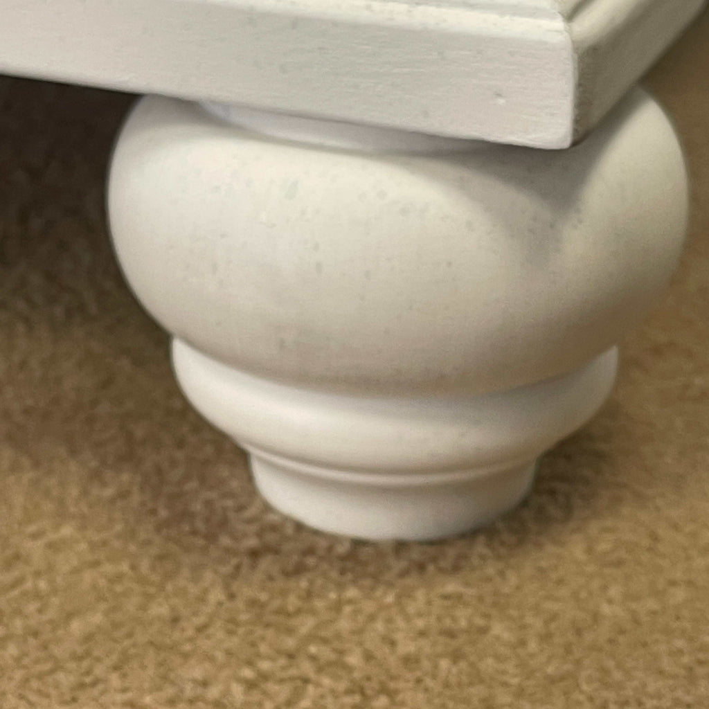 Kanwyn Whitewash Nightstand