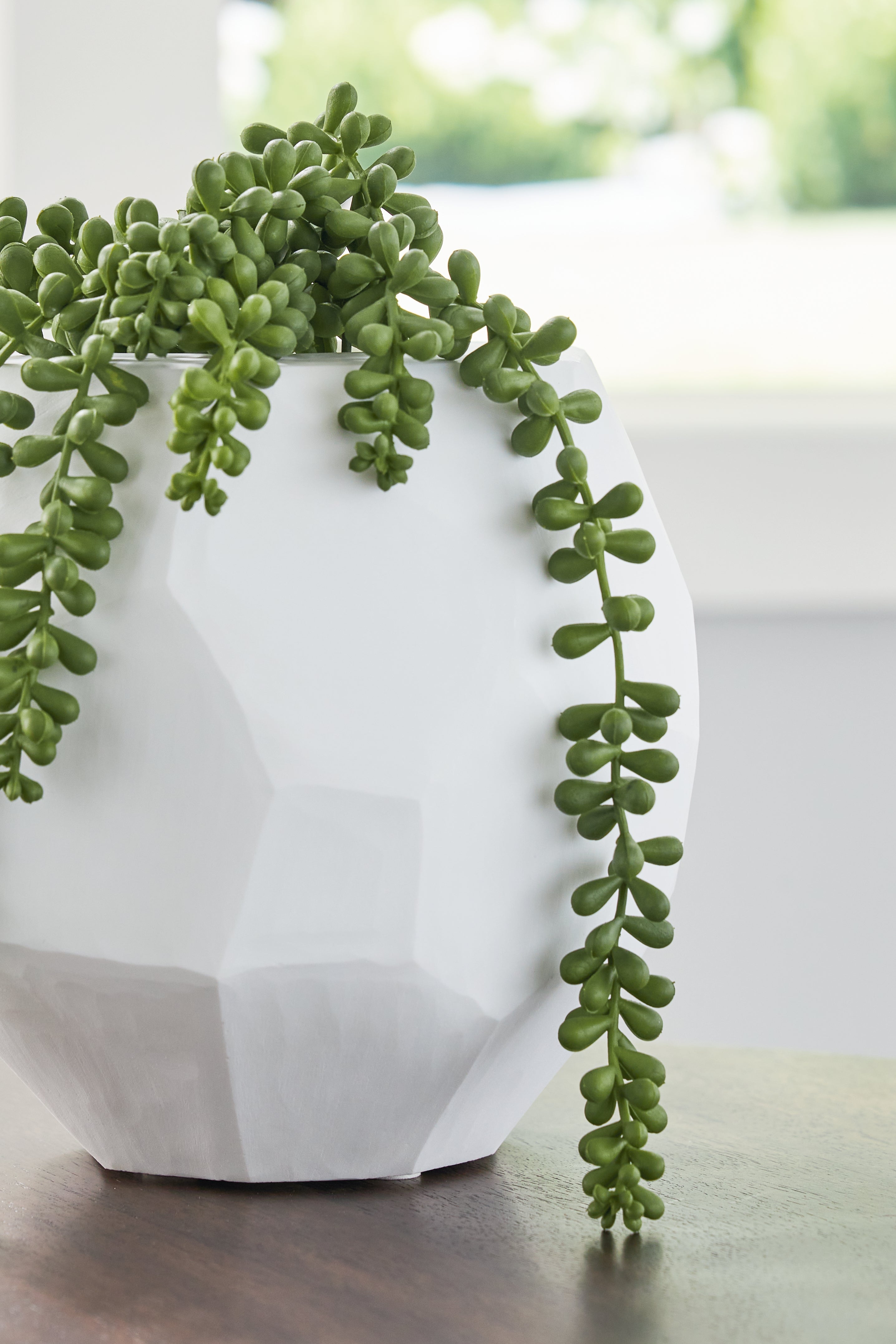 Karenton White Vase 7"