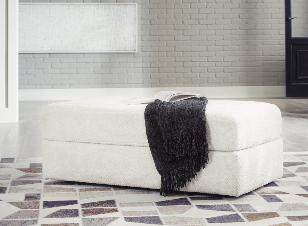 Karinne Linen Sofa, 2 Chairs and Ottoman
