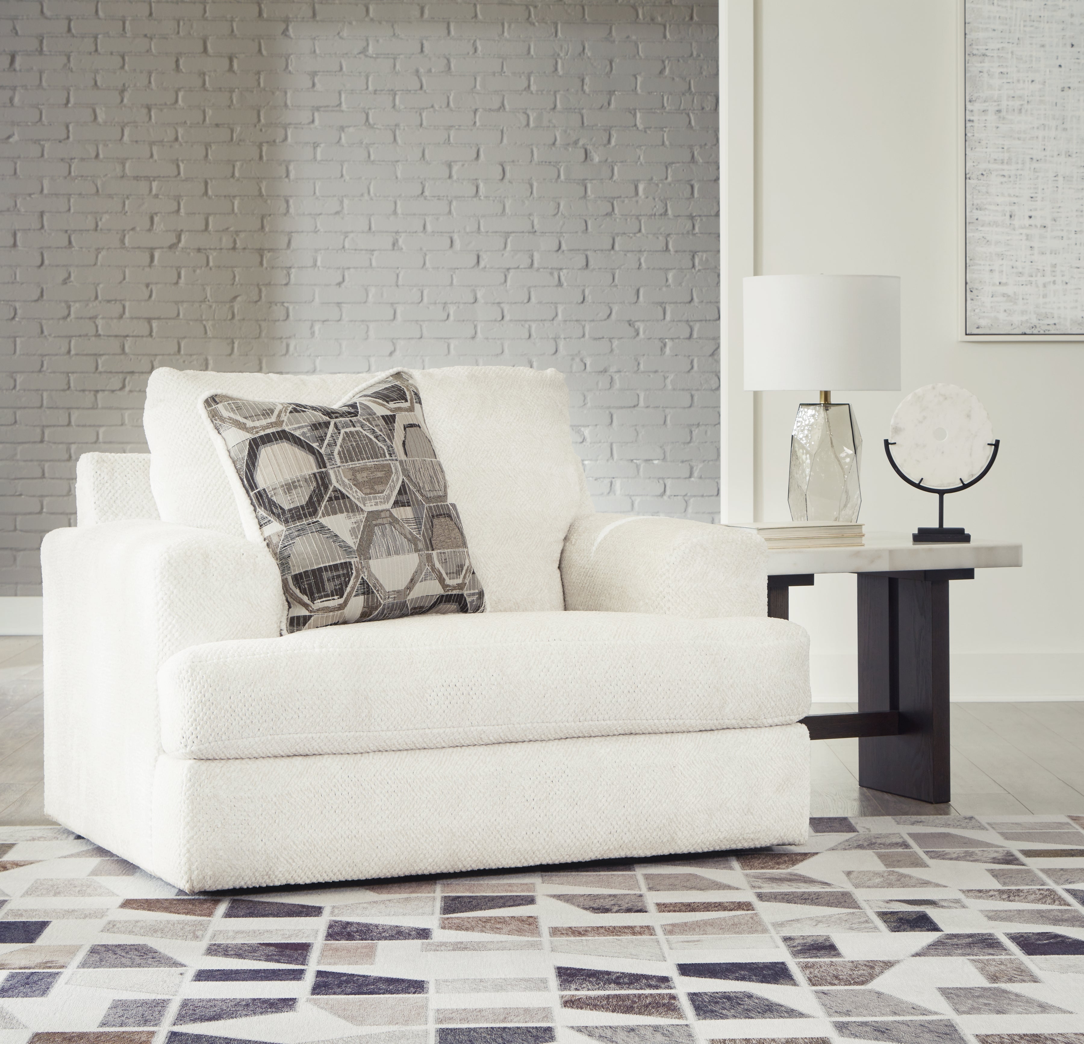 Karinne Linen Sofa, 2 Chairs and Ottoman