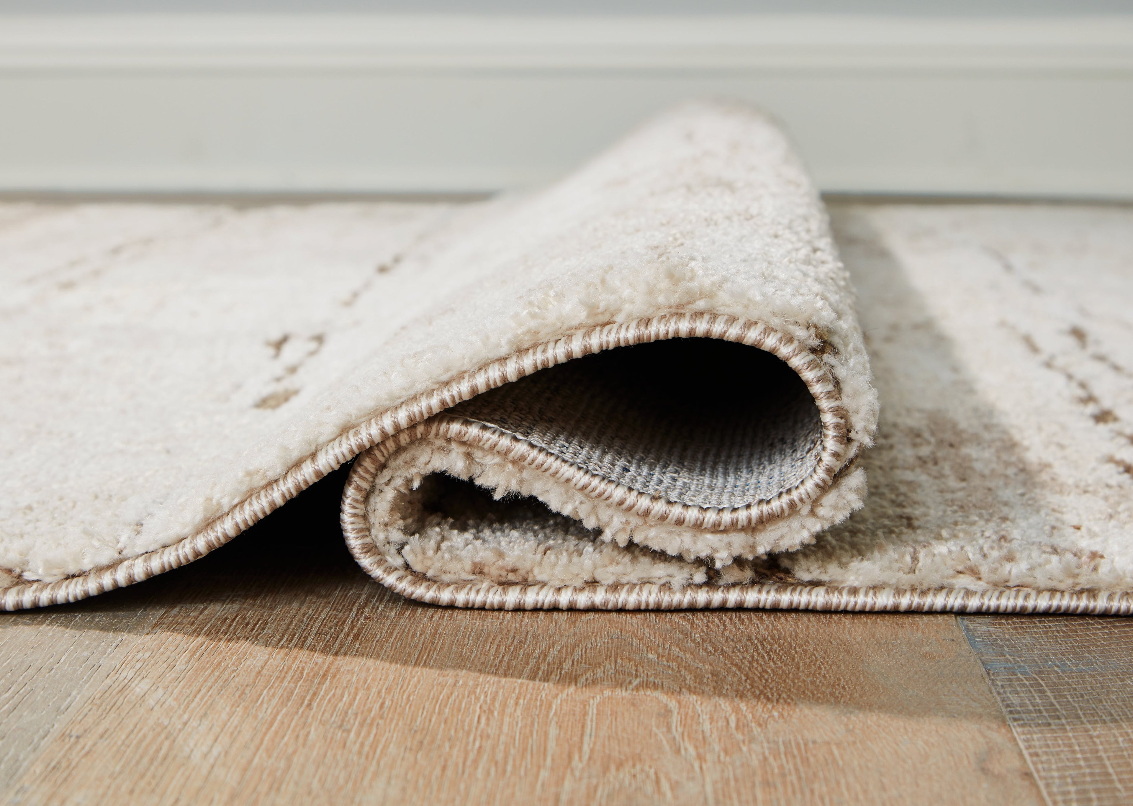 Kasney Cream/Brown Medium Rug