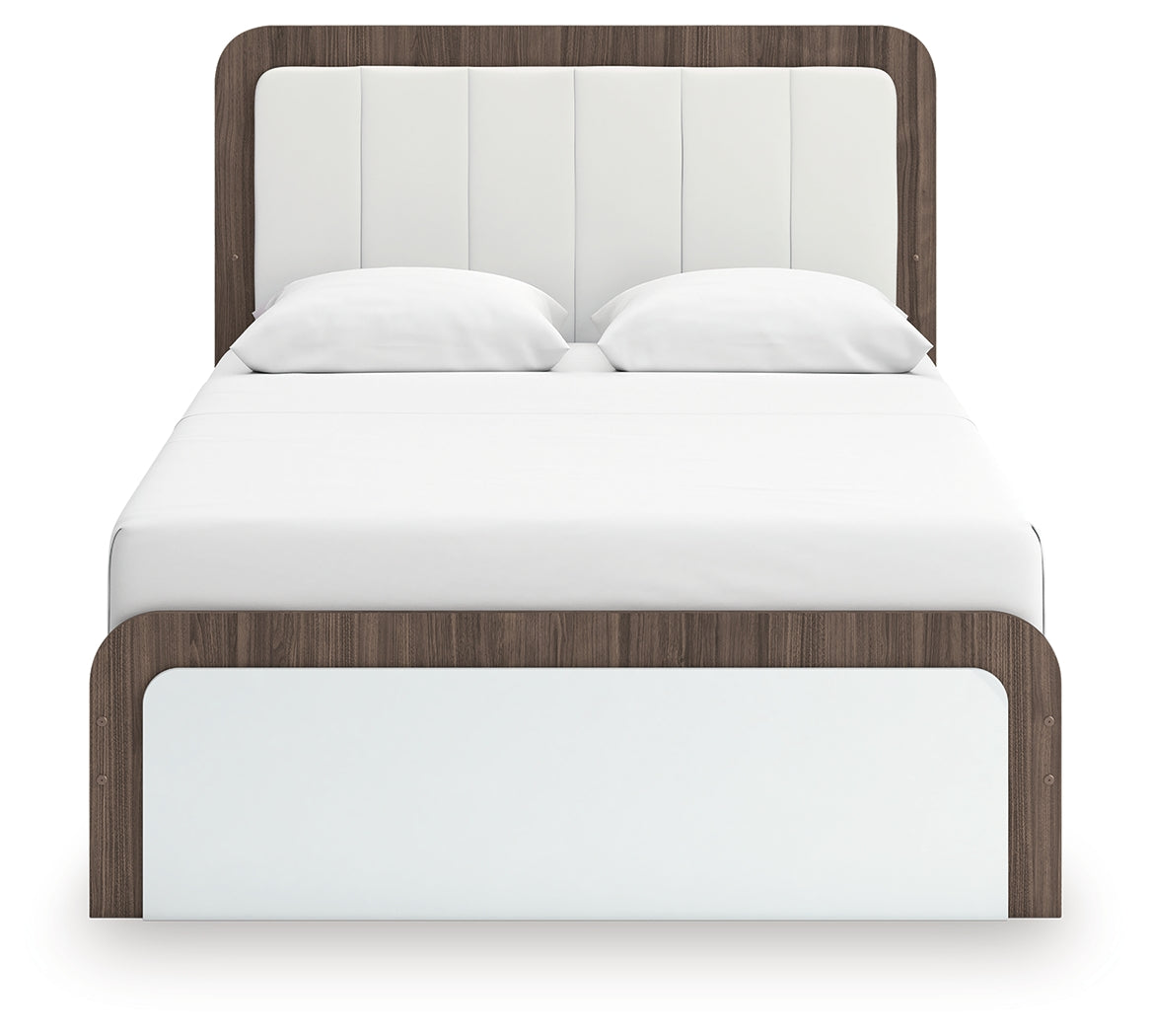 Kendanport /White Queen Upholstered Platform Bed, Dresser and Mirror, Brown