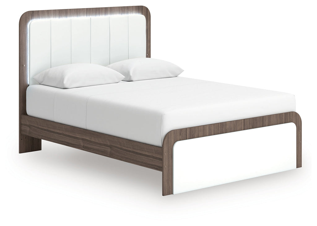 Kendanport /White Queen Upholstered Platform Bed, Dresser and Mirror, Brown