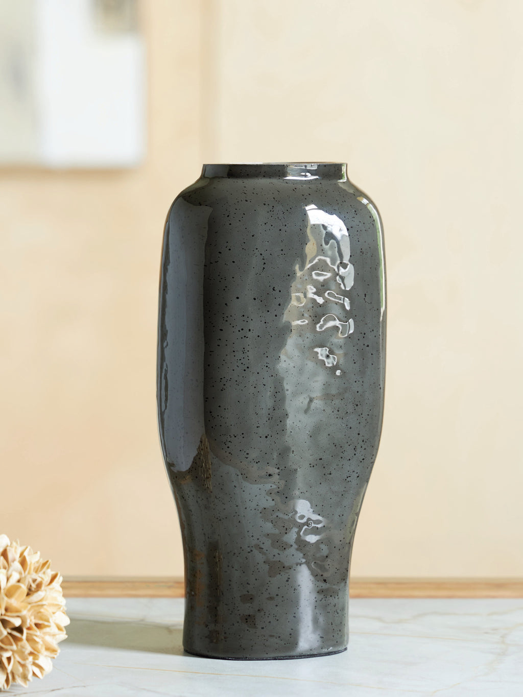 Kierlain Gray/Black Vase (12.75''H)
