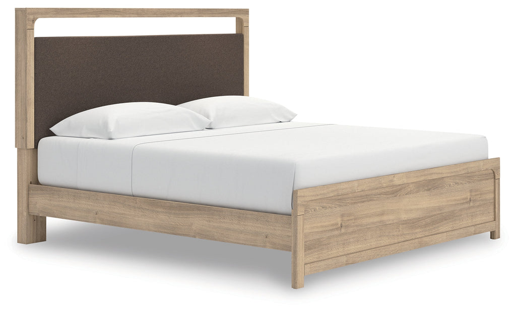 Kinlanni Tan King Upholstered Platform Bed