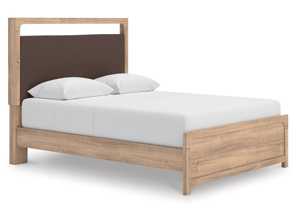 Kinlanni Tan Queen Upholstered Platform Bed