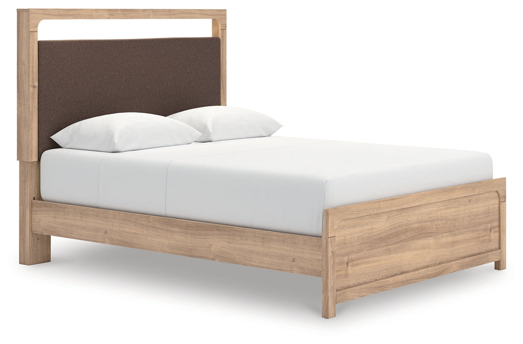 Kinlanni Tan Queen Upholstered Platform Bed