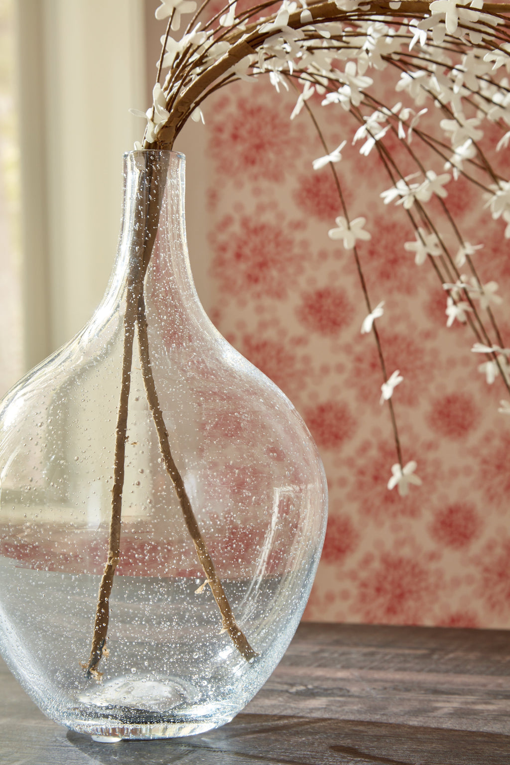 Kurthorne Clear Vase (10"H)