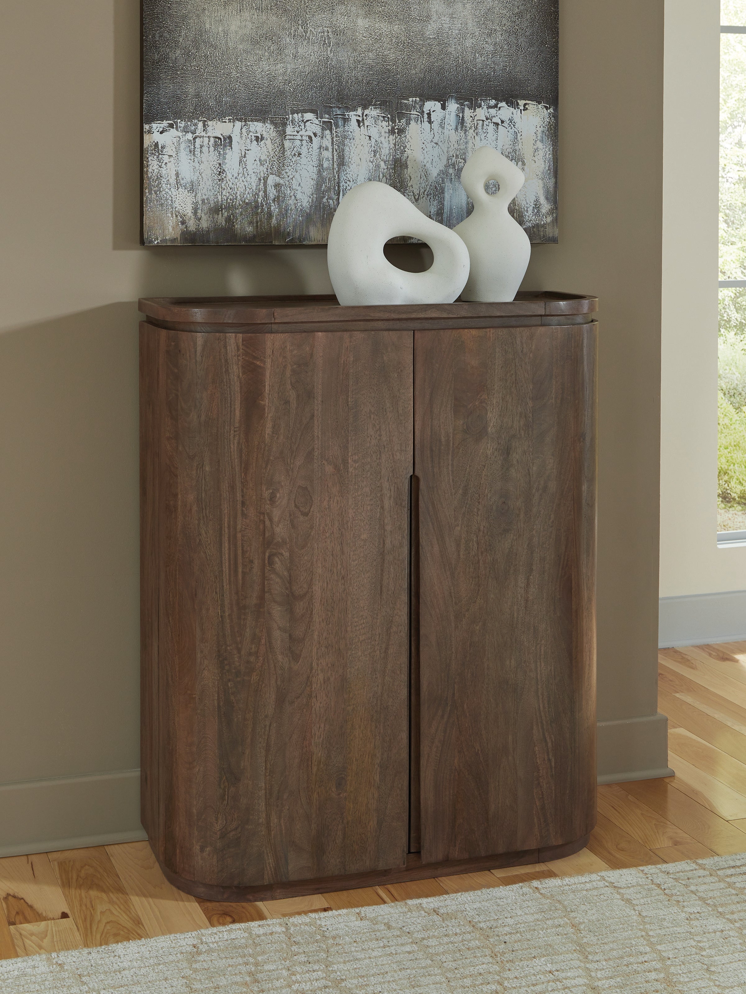 Landermont Medium Brown Bar Cabinet