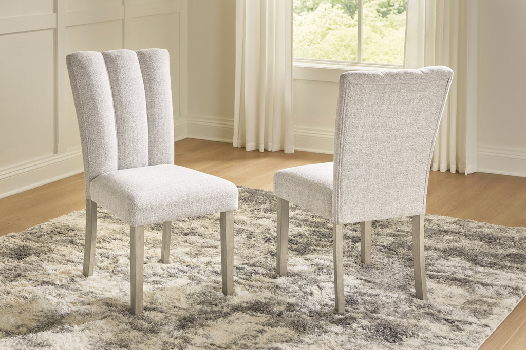 Larawyn Bisque Dining Chair (Set of 2)