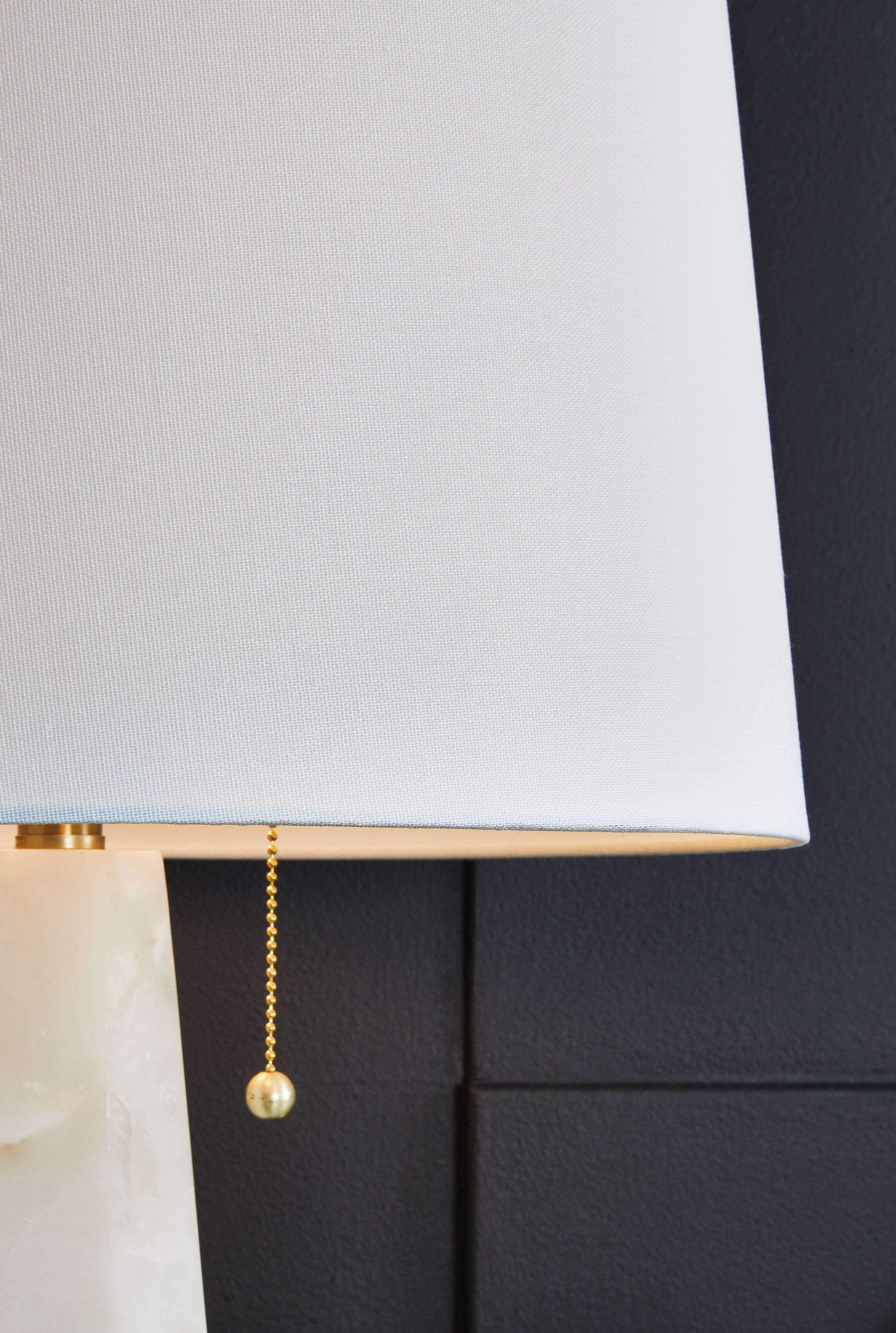 Laurellen White 2-Piece Lamp Set